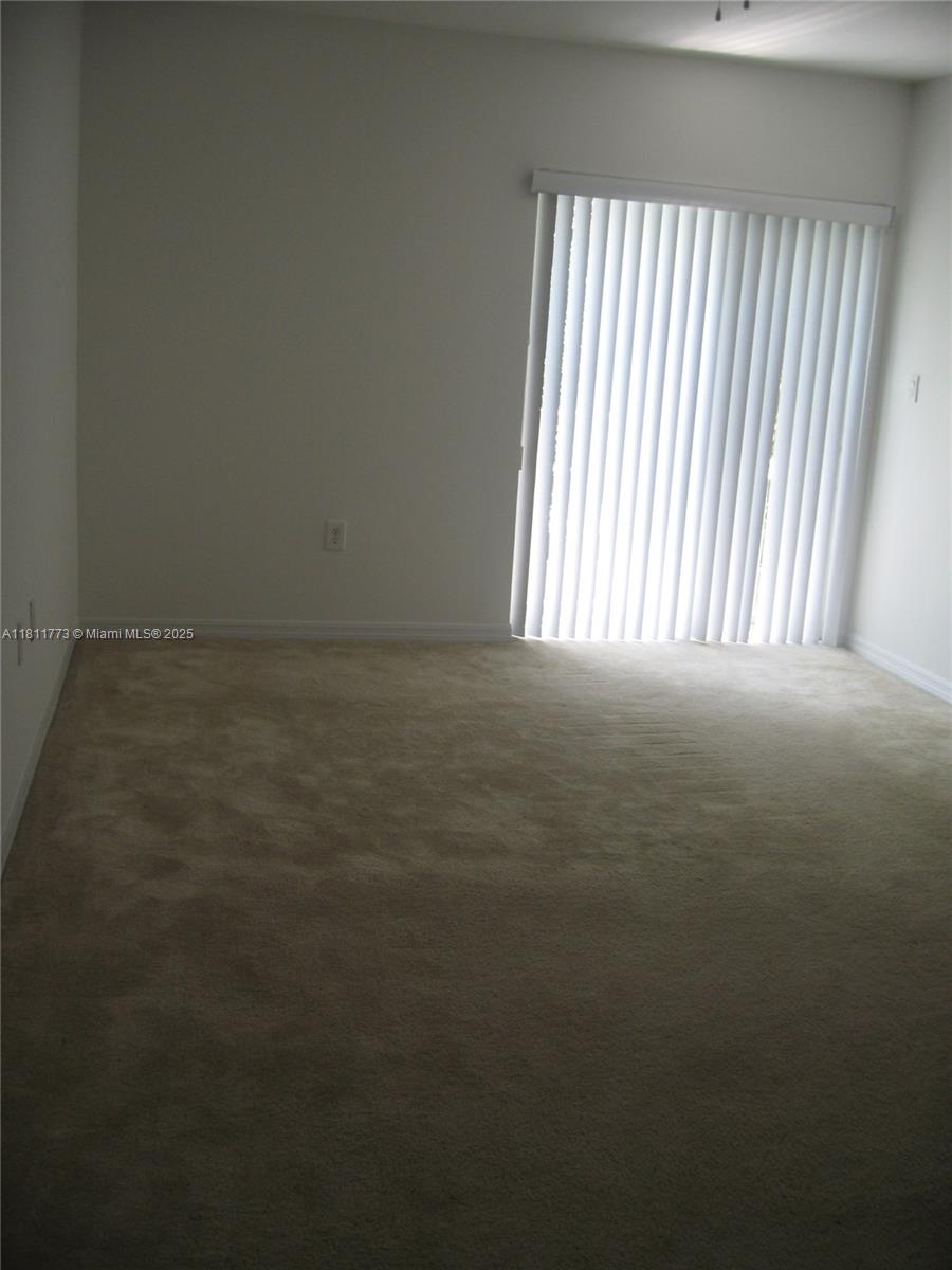 MELROSE POINT CONDO - Residential Lease
