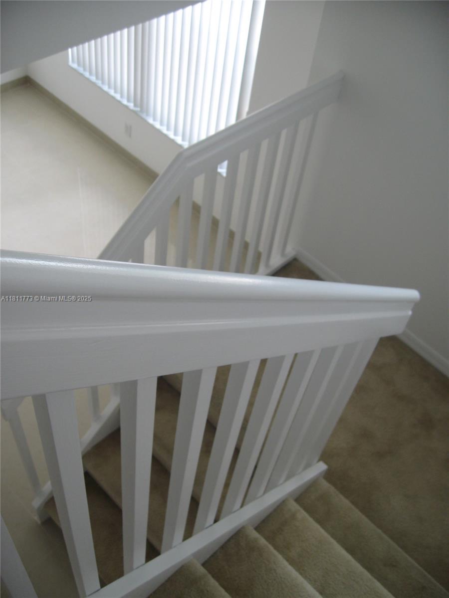 MELROSE POINT CONDO - Residential Lease