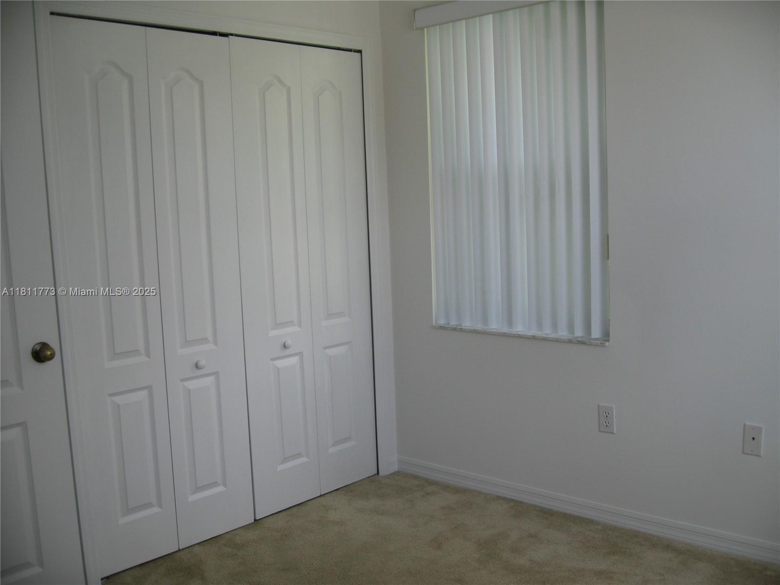 MELROSE POINT CONDO - Residential Lease