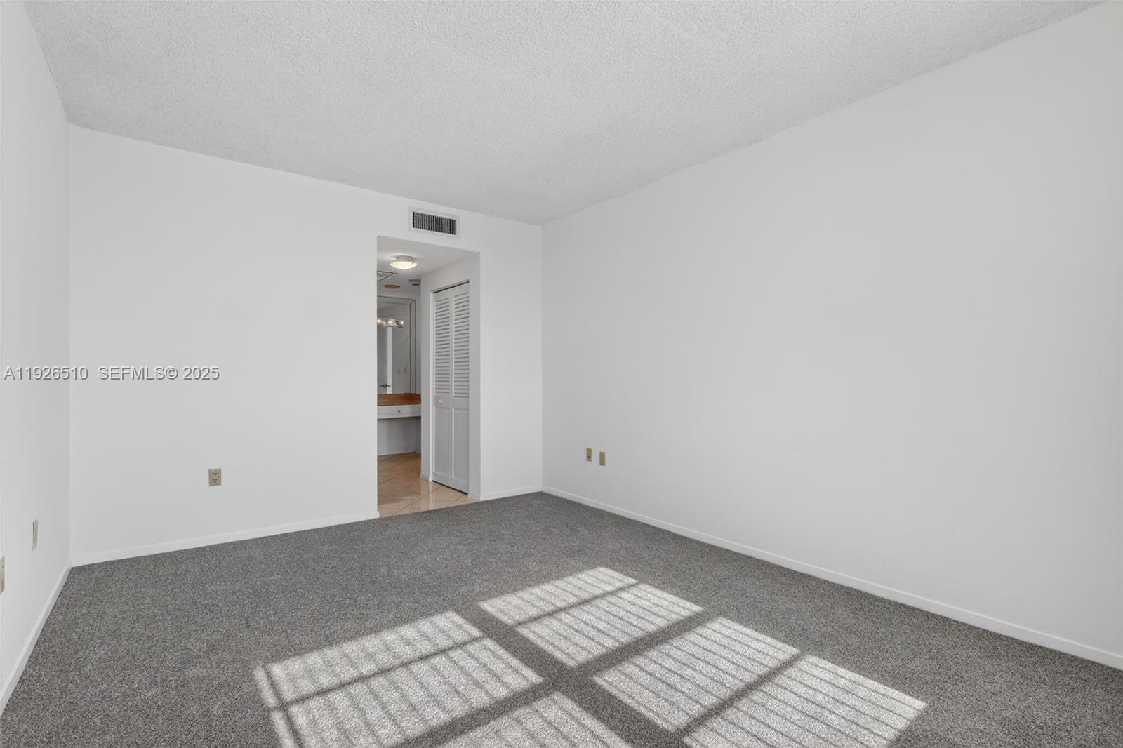 ARLEN HOUSE CONDO - Residential