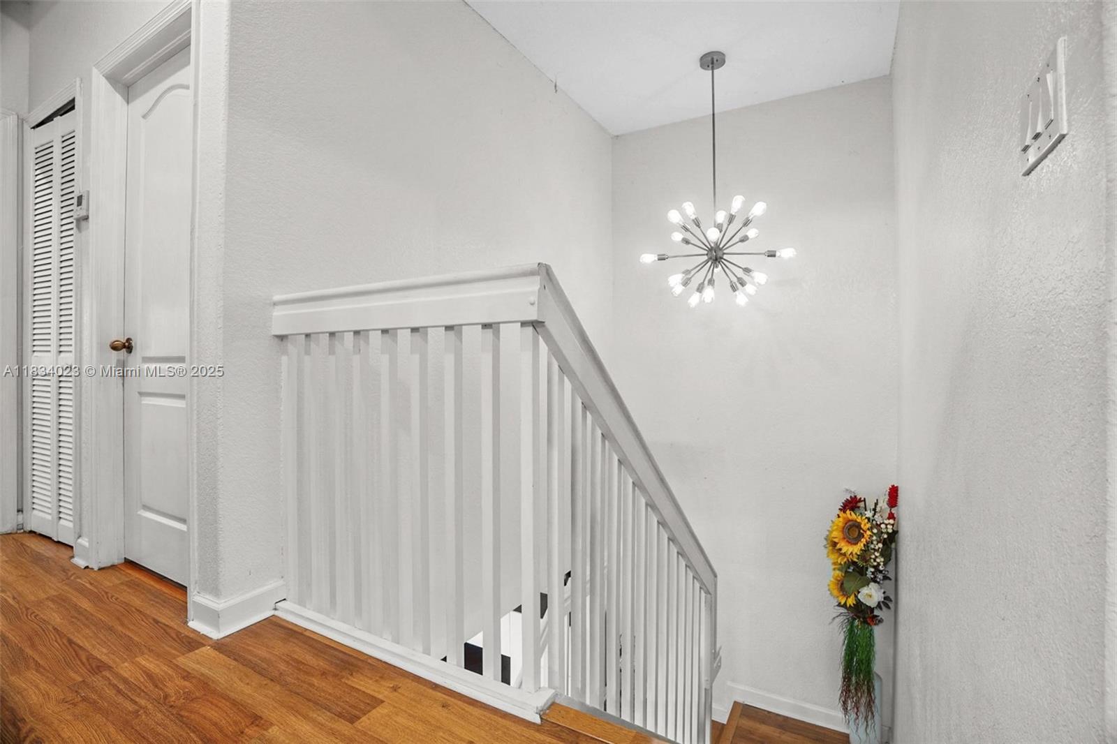 GRAND LAKES PHASE I - Residential Lease