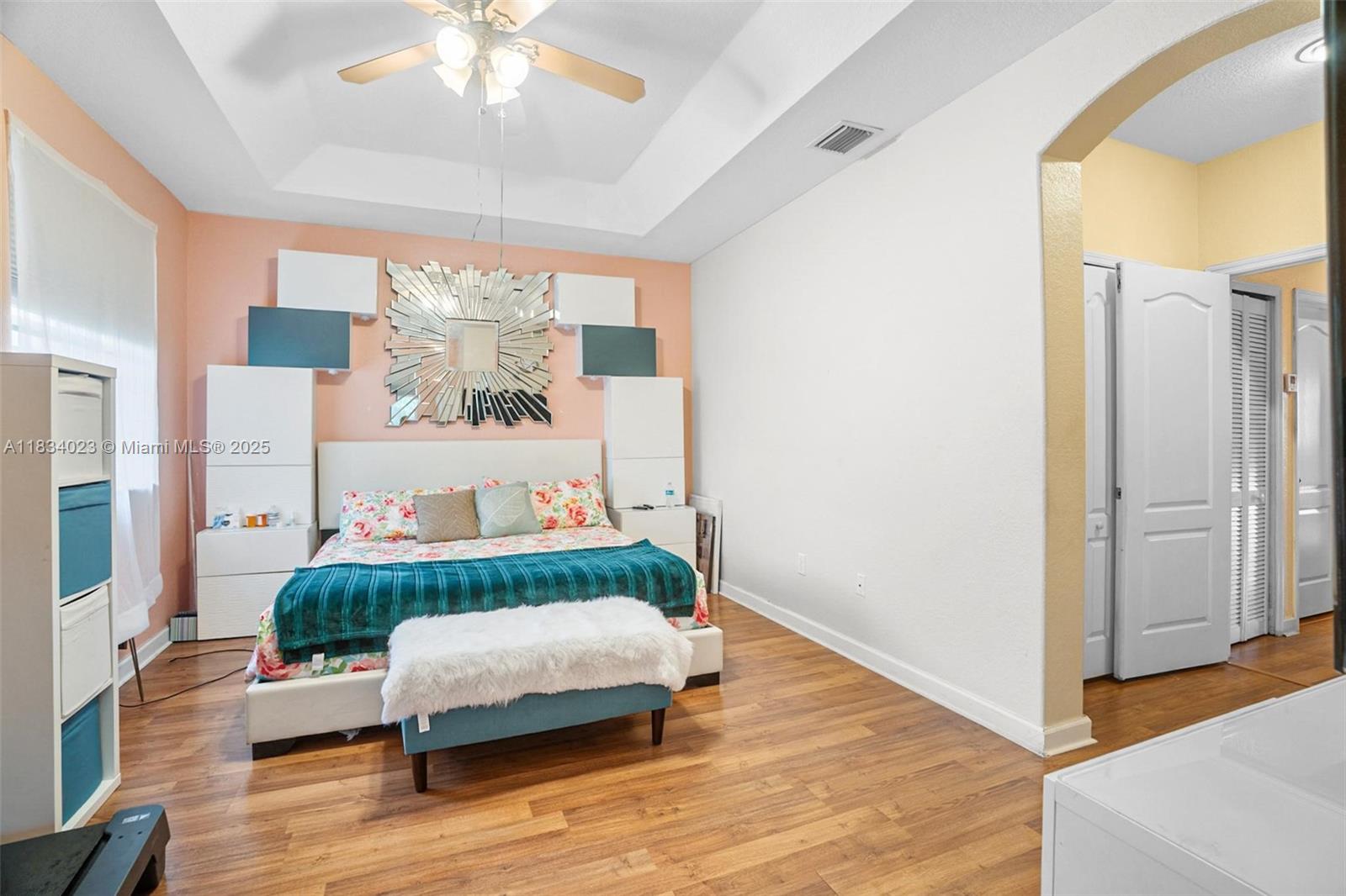 GRAND LAKES PHASE I - Residential Lease