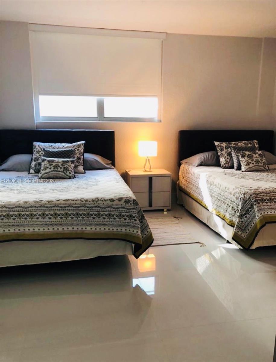 TIDES ON HOLLYWOOD BEACH - Residential