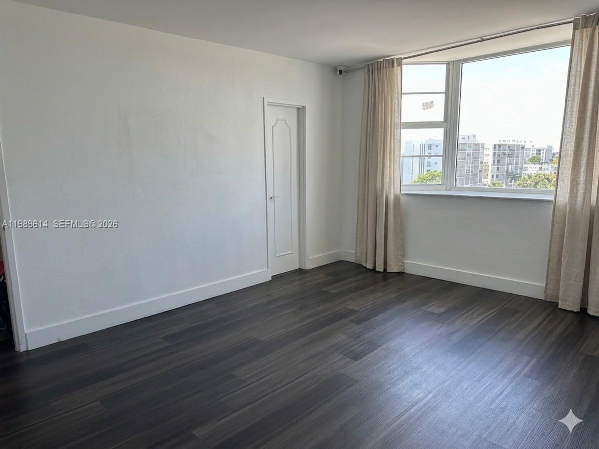 GRANADA CONDOMINIUM - Residential