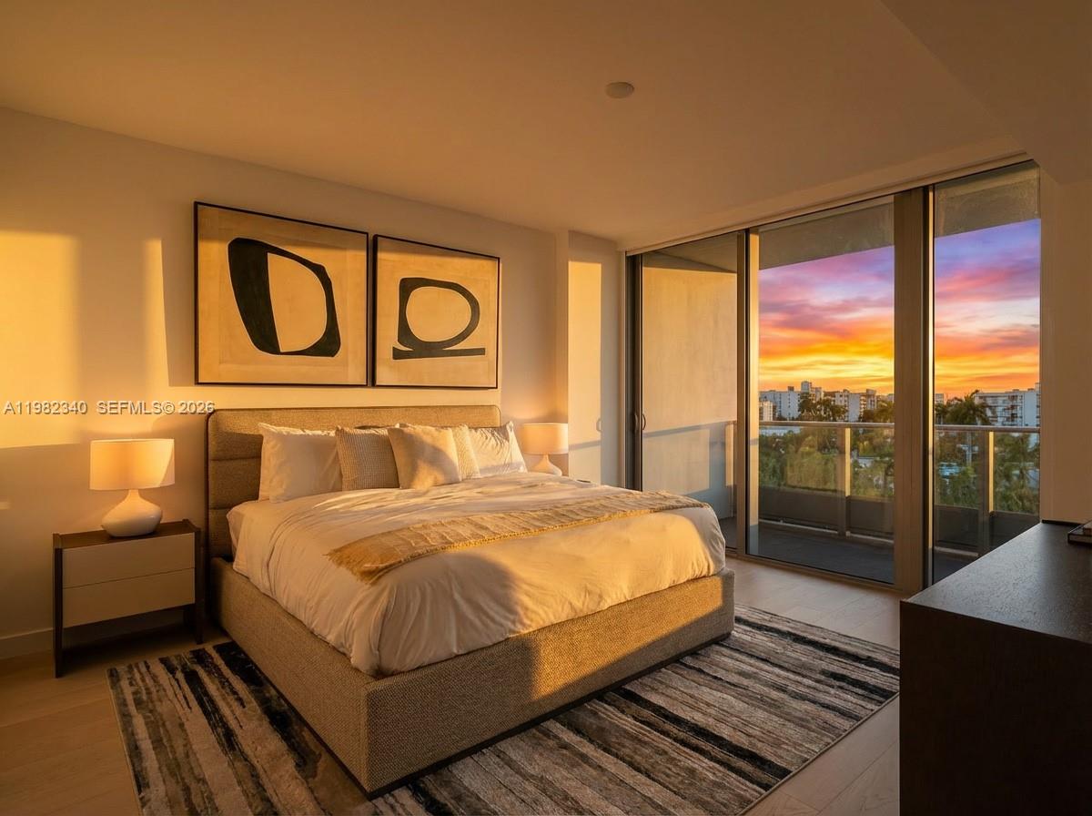 BAY HARBOR ISLAND - Residential