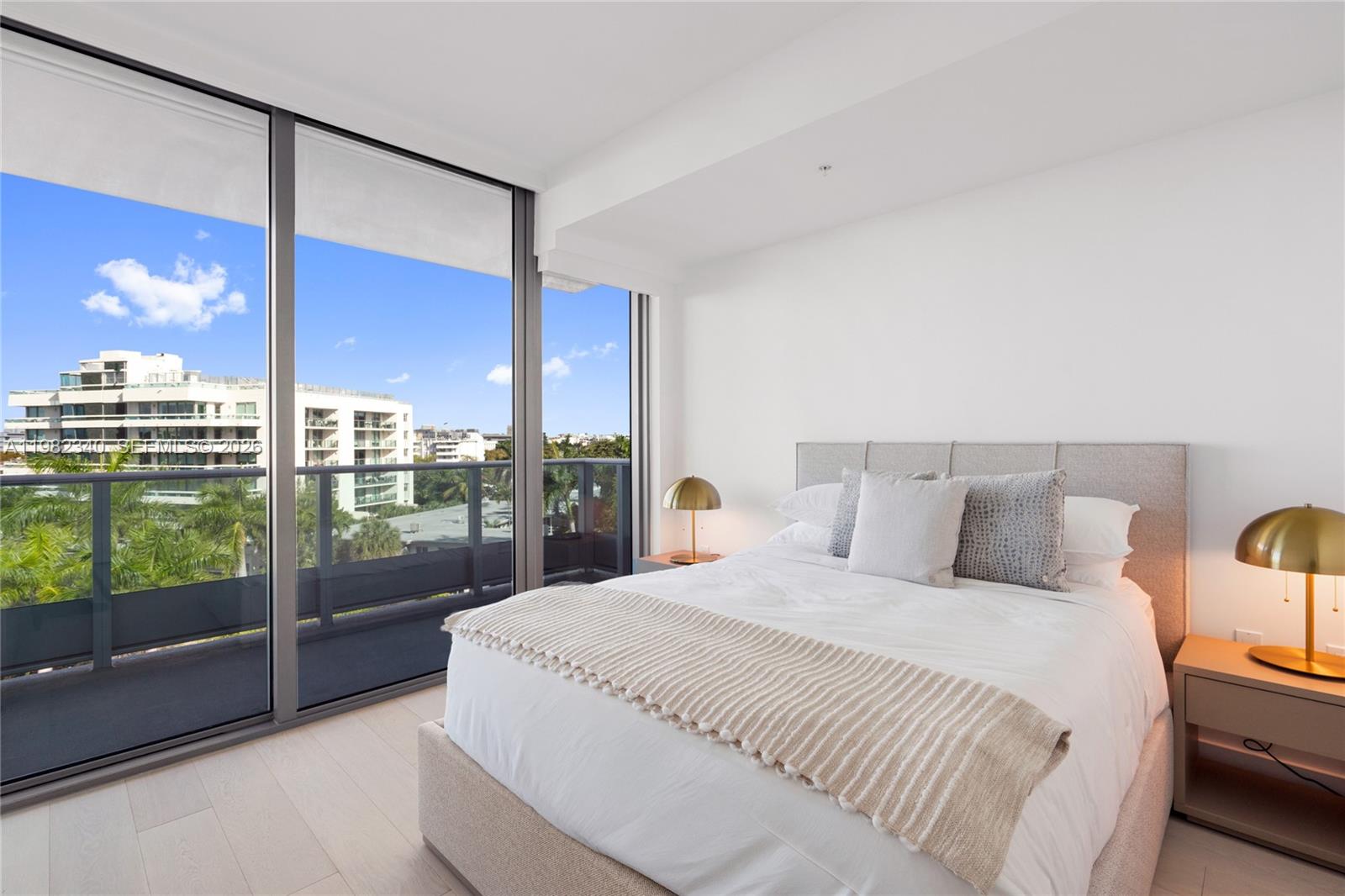 BAY HARBOR ISLAND - Residential
