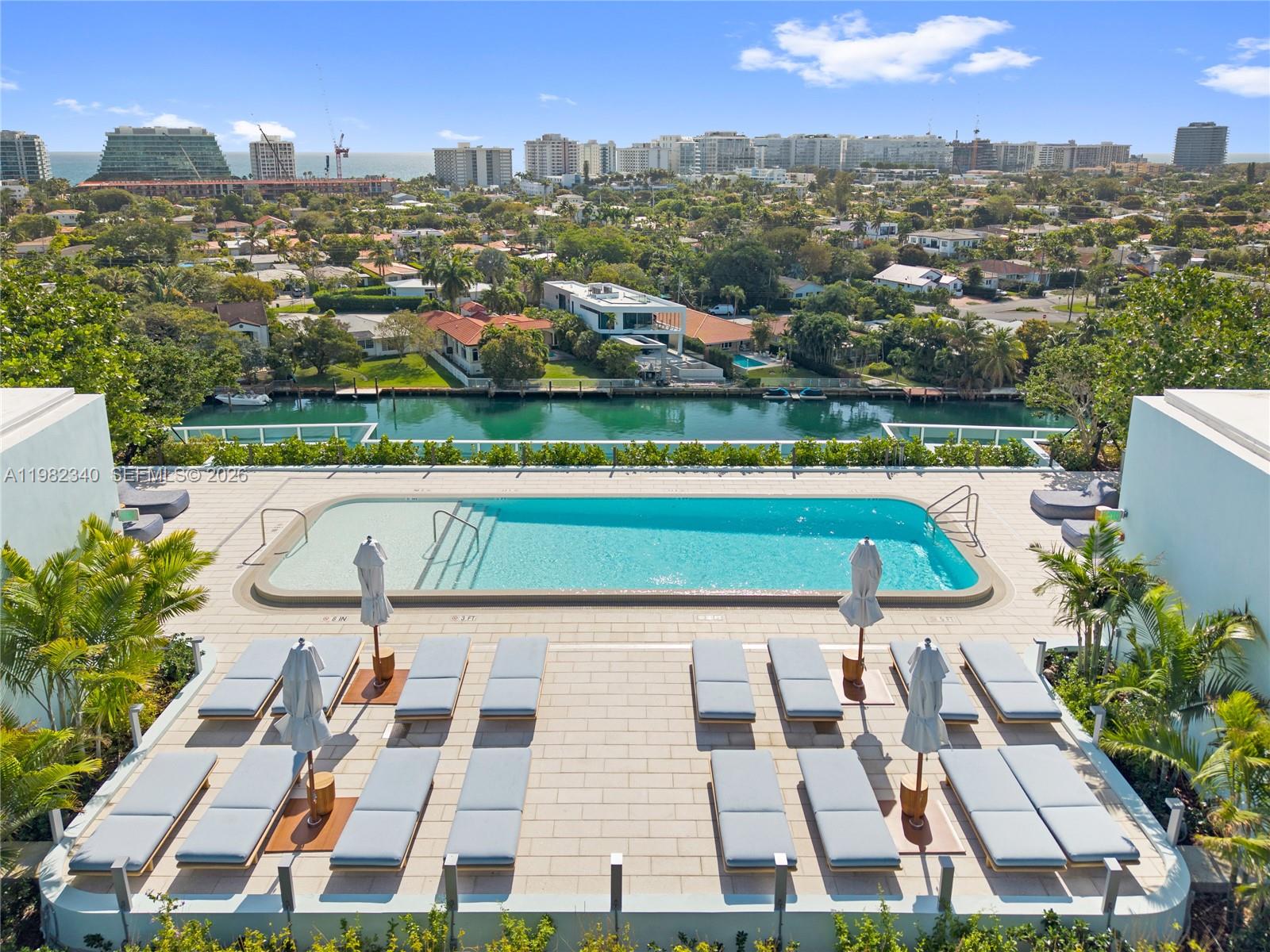 BAY HARBOR ISLAND - Residential