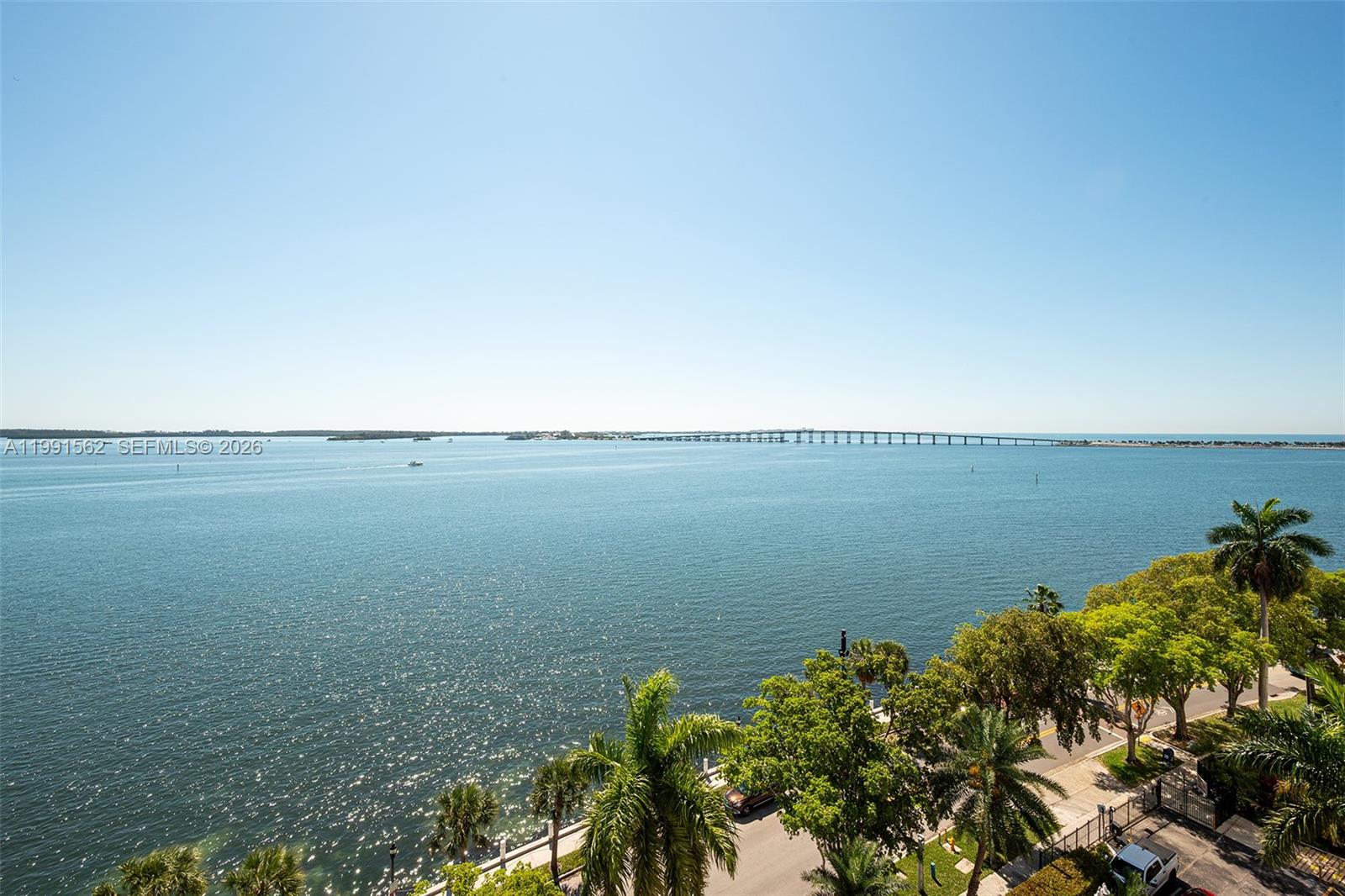BAYSHORE PLACE CONDO - Residential