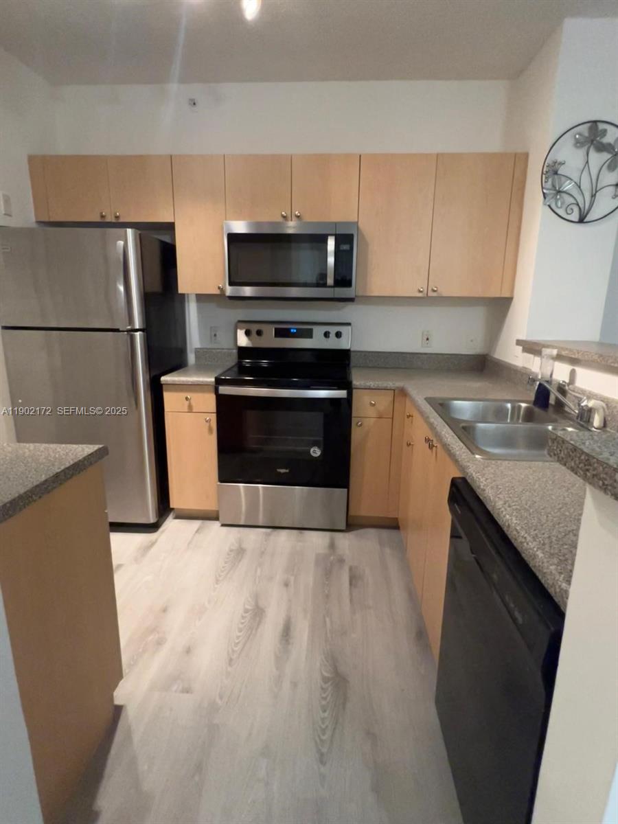 EL-AD NOB HILL CONDO - Residential