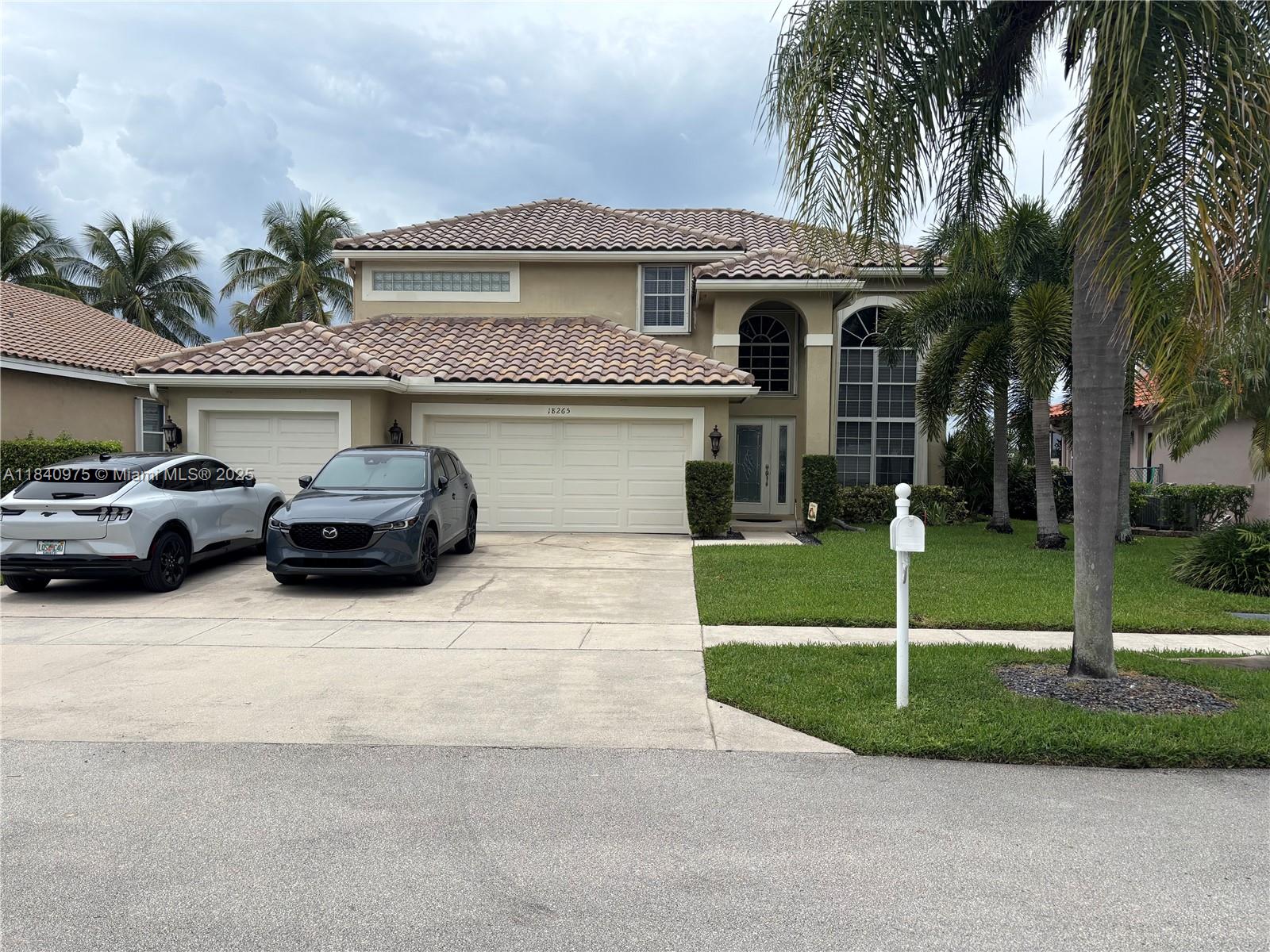 LIVE ON ONE OF THE LARGEST LAKES IN PEMBROKE PINES , WITH STUNNING VIEWS FORM ALMOST EVERY
ROOM .THIS IS A BEAUTIFUL 4 BEDROOMS + LOFT 3 BATHROOMS TWO STORY HOME OFFERS AND OPEN 
FLOOR PLAN WITH AN UPDATED KITCHEN FEATURING STAILESS STEEL APPLIANCES. THE SPACIOUS MASTER 
BEDROOM PROVIDES STUNNING LAKE VIEWS THE LIVING ROOM ,KITCHEN AND FAMILY ROOM  FLOW SEAMLESSLY
INTO A PATIO WITH MORE SERENE LAKE VIEWS PERFECT FOR RELAXATION AND ENTERTAINEMENT 2016 ROOF WITH FORTERRA CONCRETE ROOF TILES(LIFE TIME WARRANTY)AND POLYGLASS(30 YEAR WARRANTY) AC 2010 2014 NEW KNOCK DOWN CEILING THROUGH OUT CROWN MOLDINGS