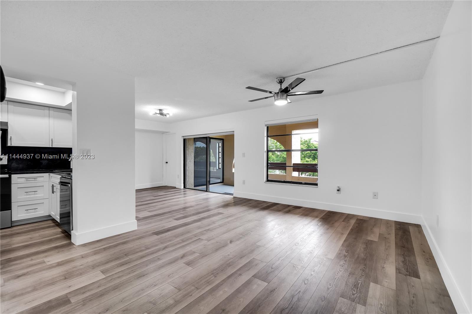 KENLAND POINTE CONDO #1 - Residential
