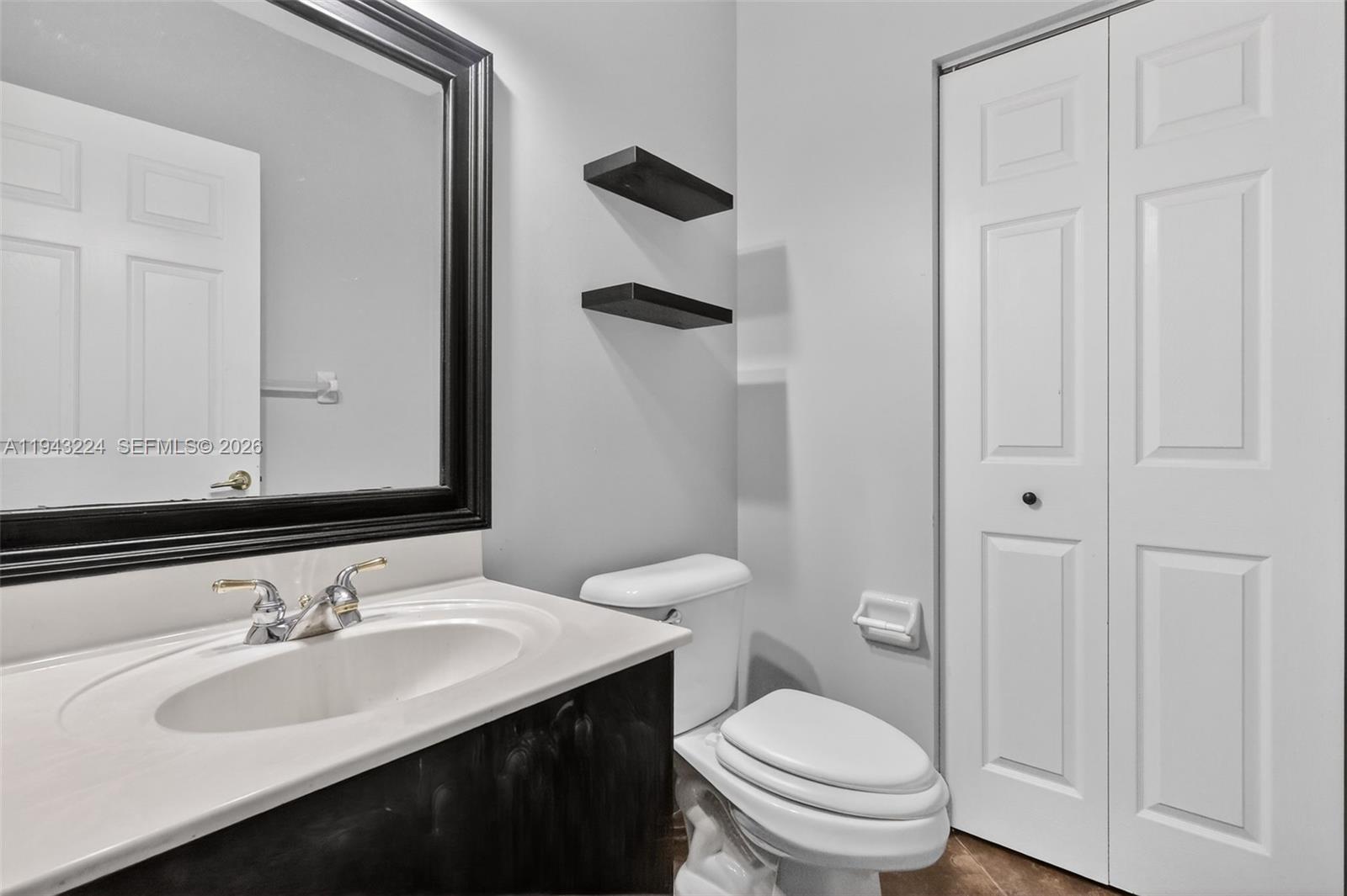 RIVIERA ISLES IV - Residential