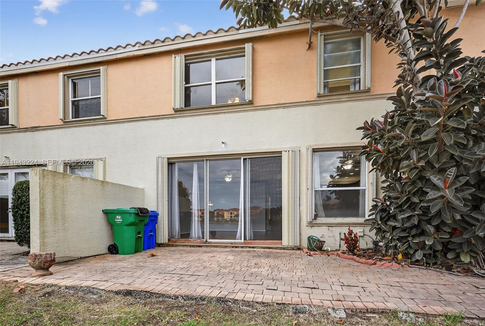 RIVIERA ISLES IV - Residential