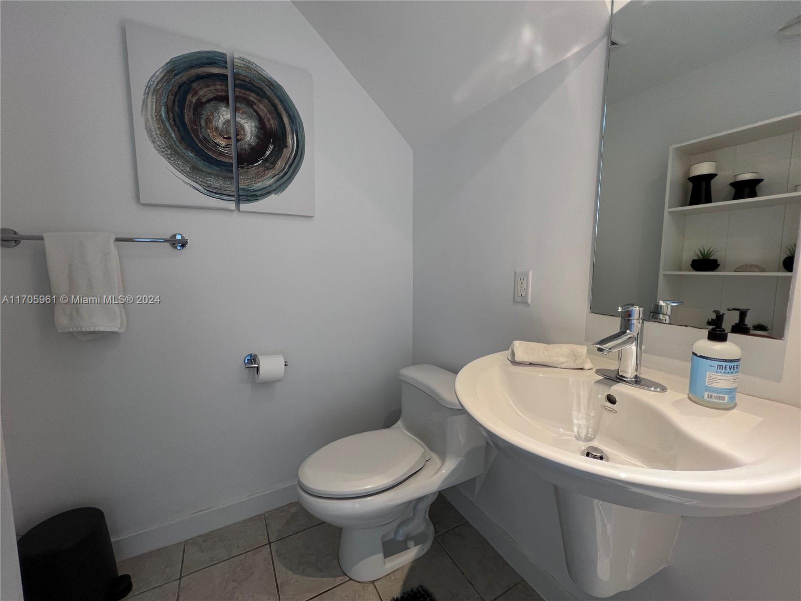INFINITY AT BRICKELL COND - Residential Lease