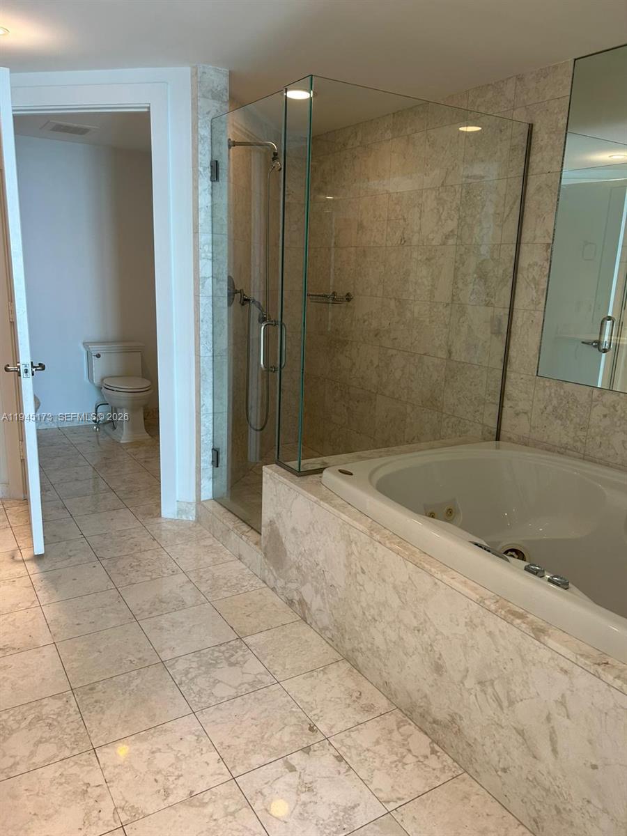 JADE RESIDENCES AT BRICKE - Residential