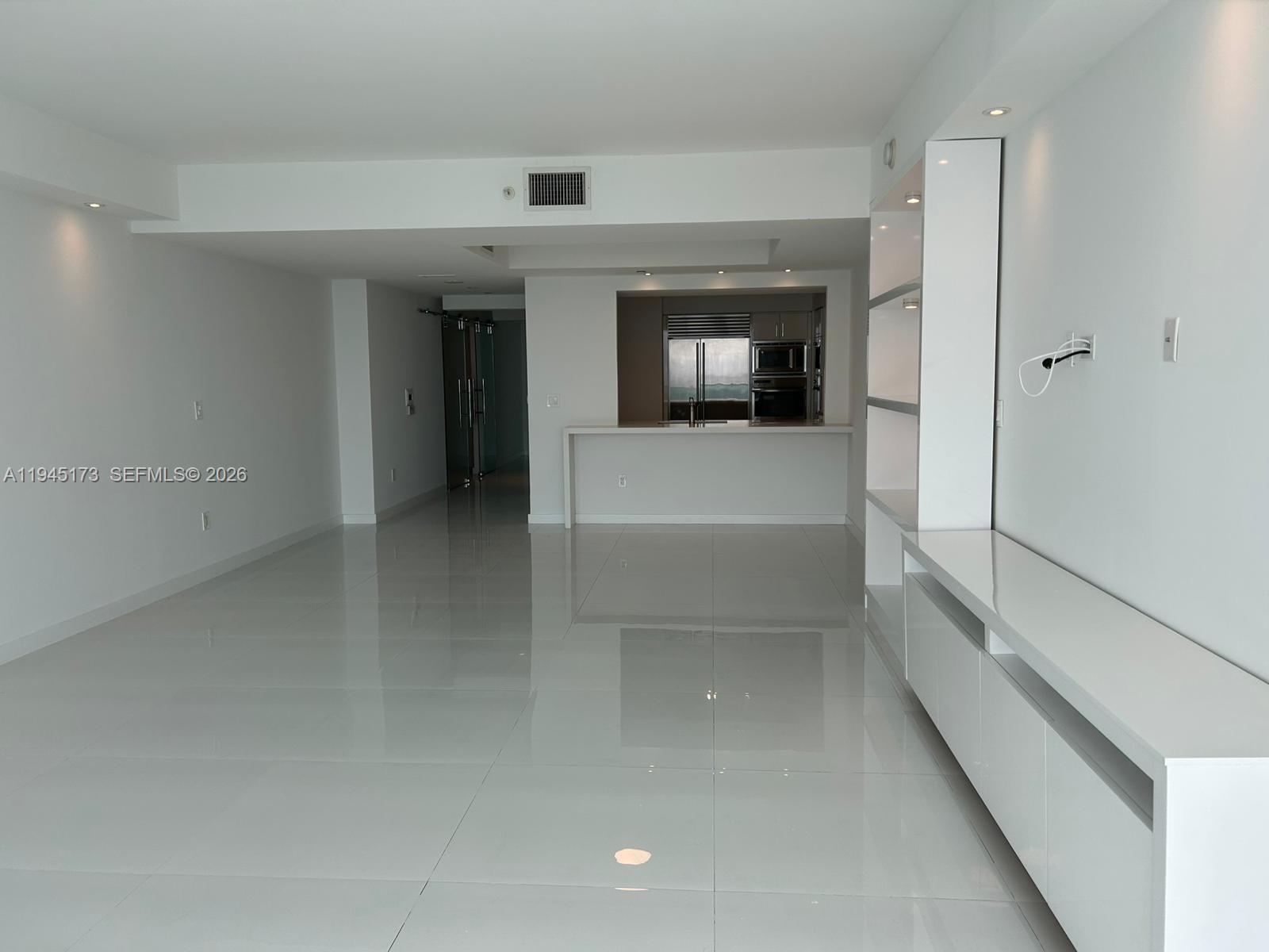 JADE RESIDENCES AT BRICKE - Residential