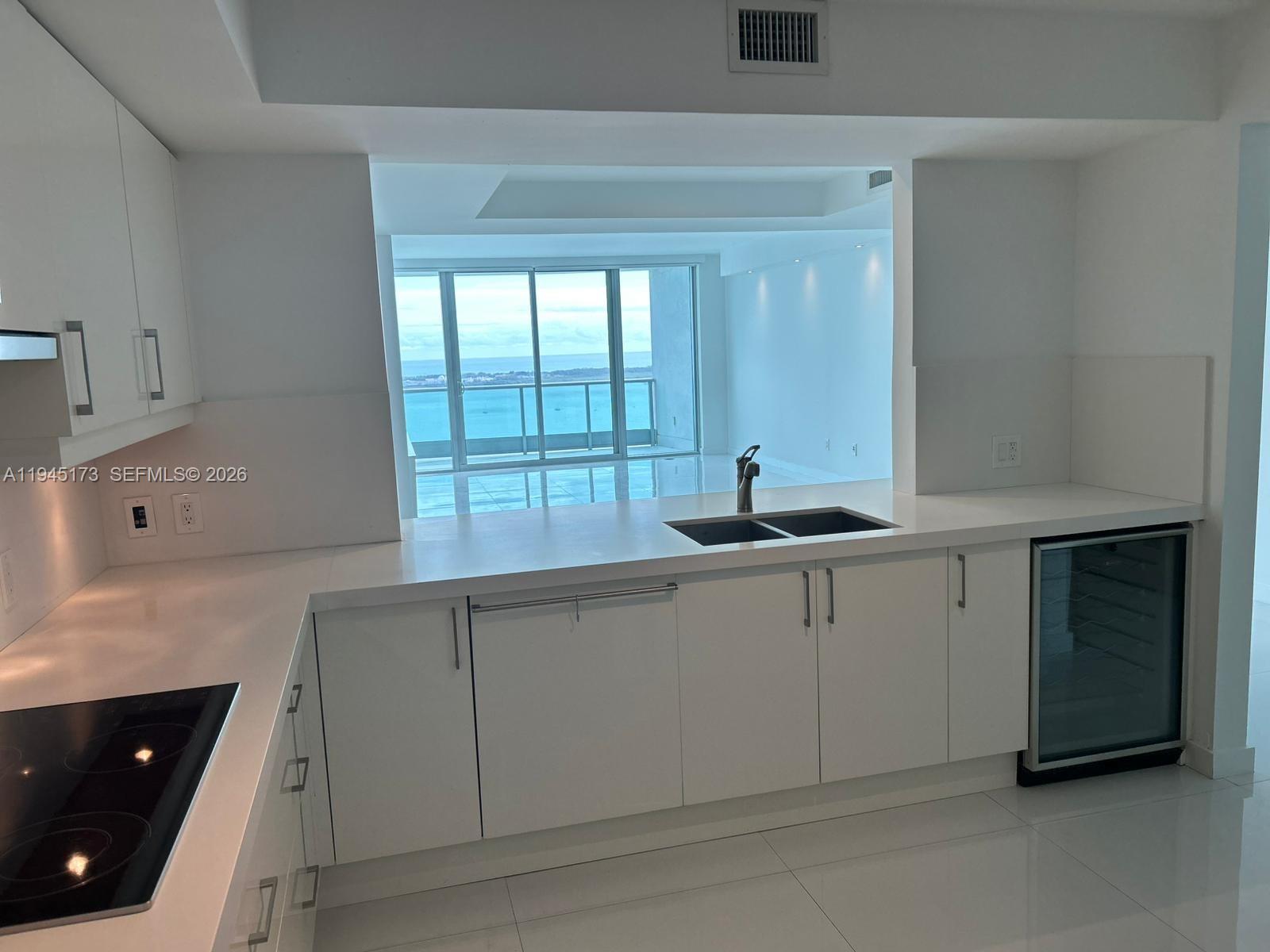 JADE RESIDENCES AT BRICKE - Residential