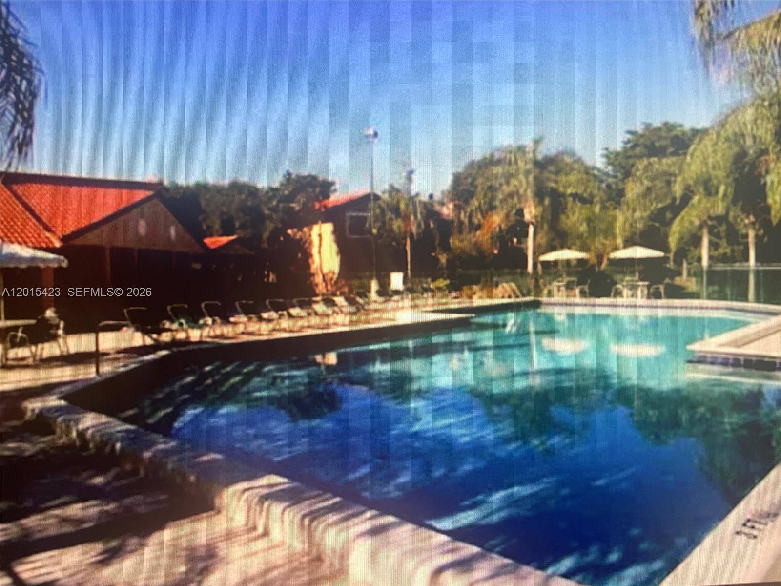 LAKEVIEW COURTS AT JACARA - Residential