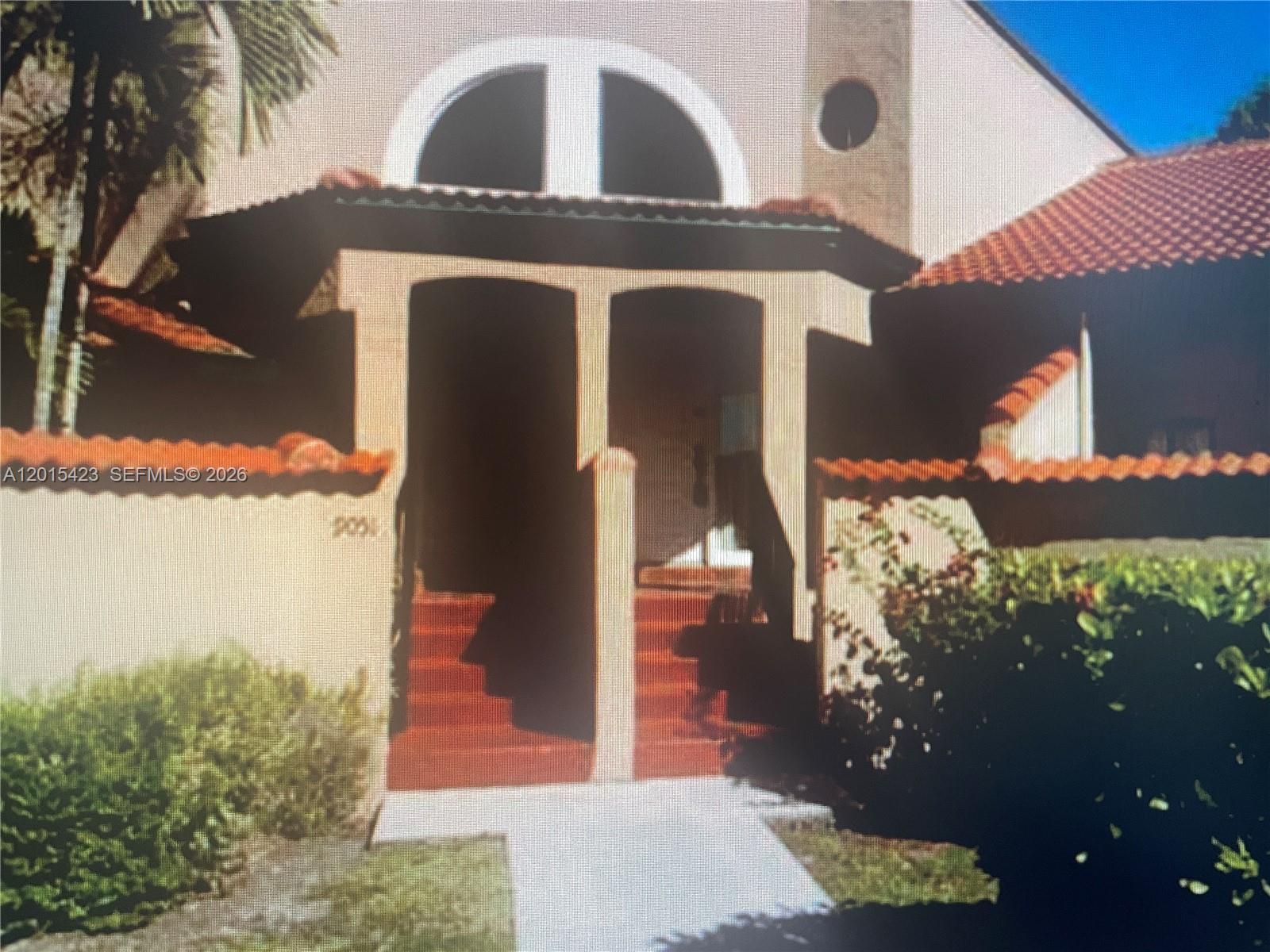 LAKEVIEW COURTS AT JACARA - Residential