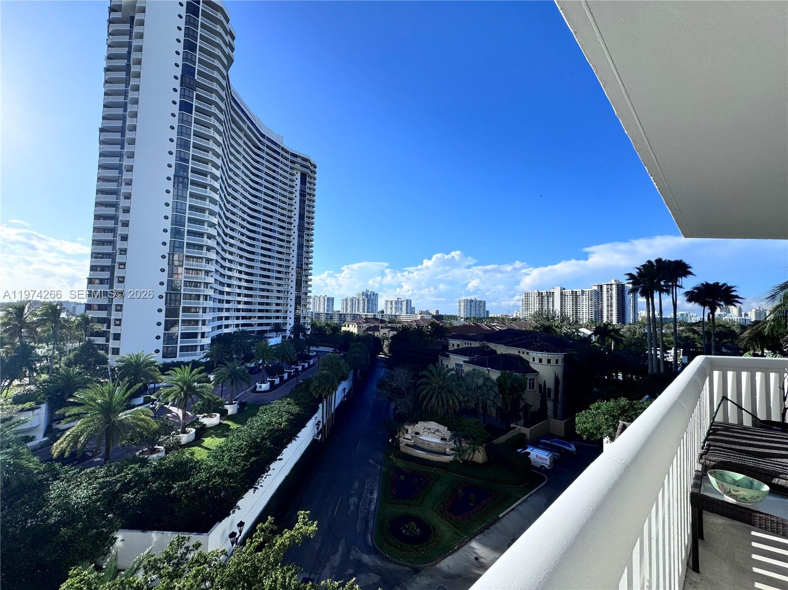 2000 ISL BLVD WILLIAMS IS - Residential