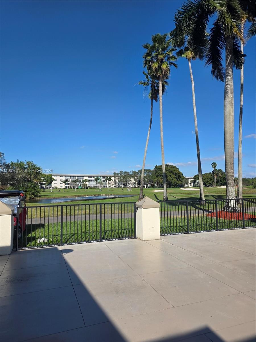 VICTORIA VILLAGE K CONDO - Residential