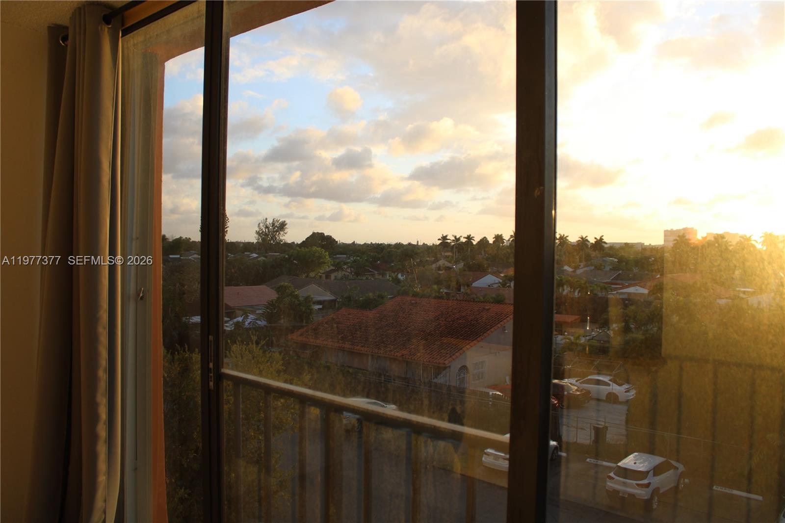 VERSIALLES GARDENS II CON - Residential Lease