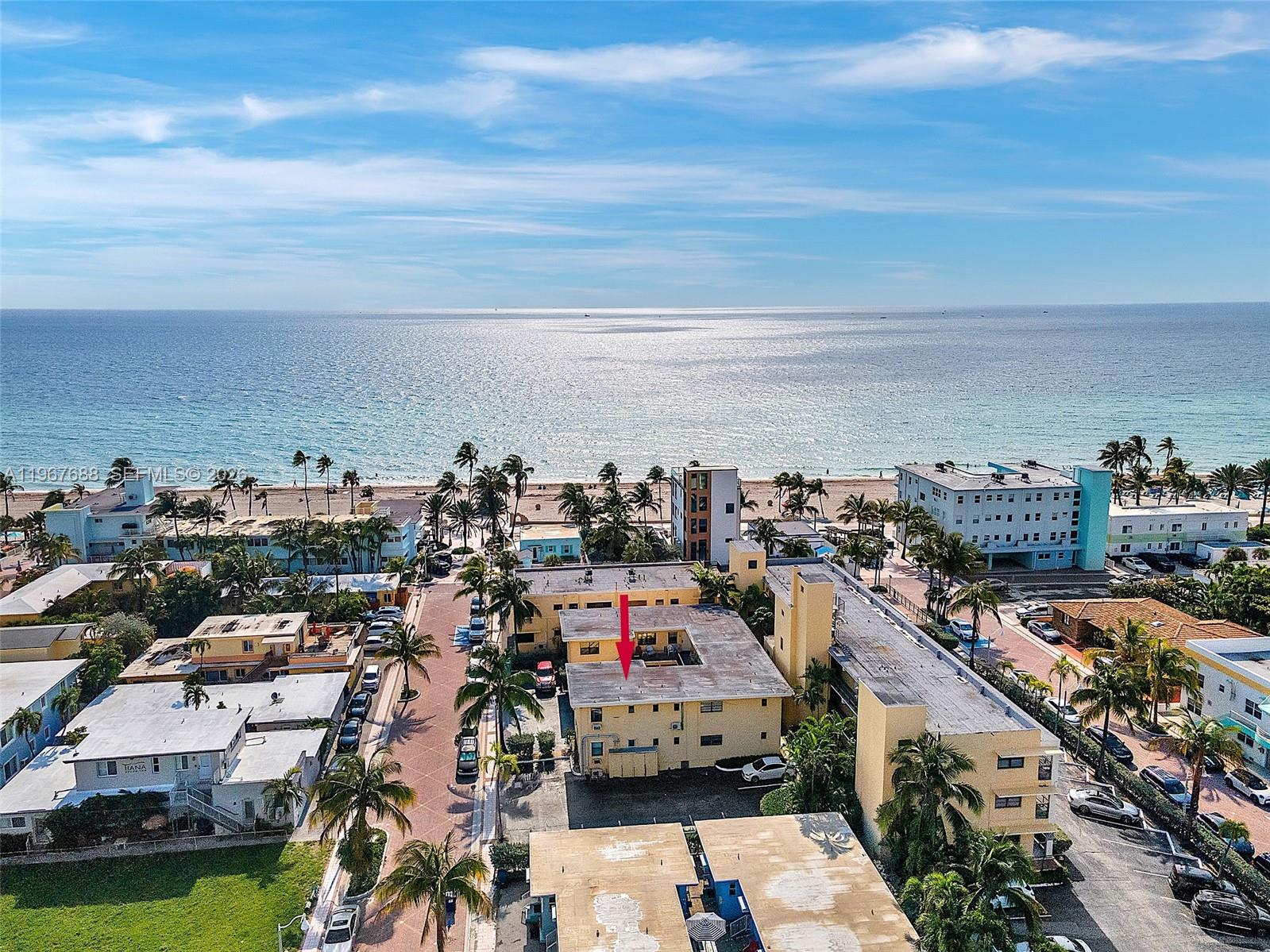 BEACH TERRACE RESORT COND - Residential