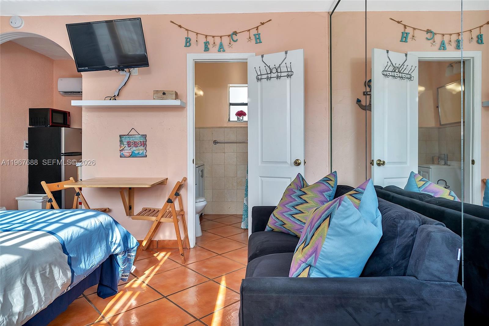 BEACH TERRACE RESORT COND - Residential