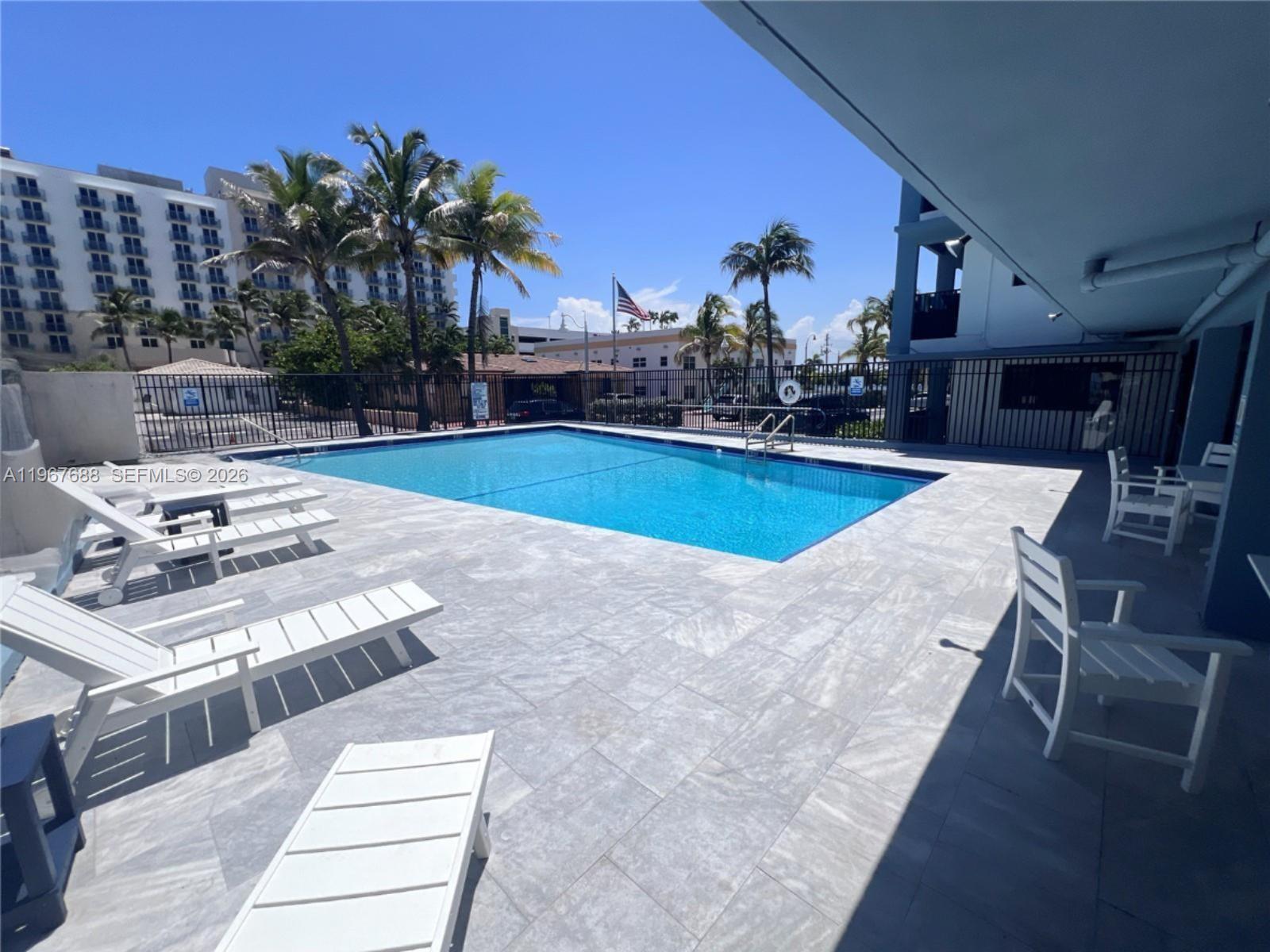BEACH TERRACE RESORT COND - Residential