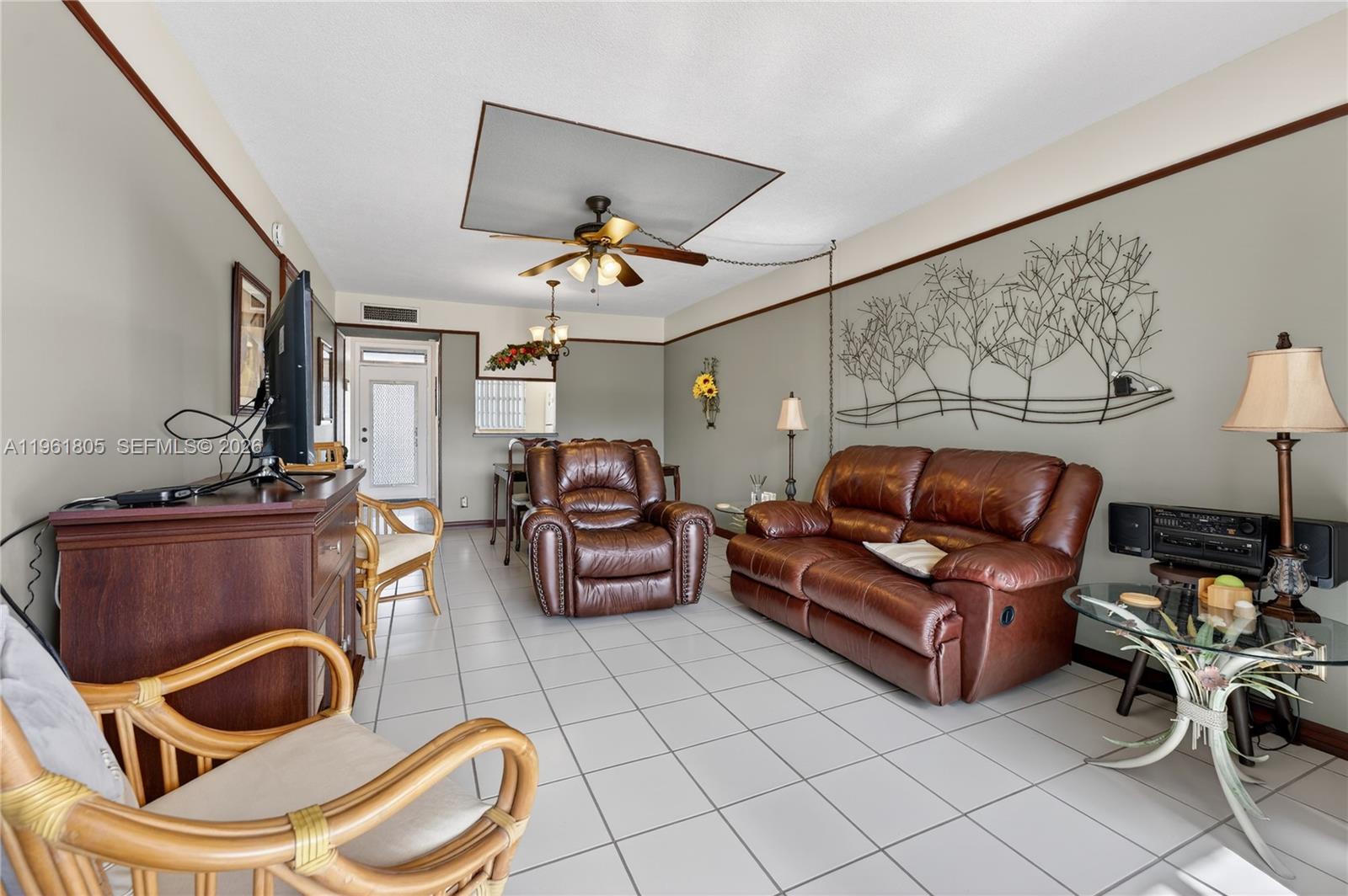 LAUDERDALE OAKS CONDO 4 - Residential