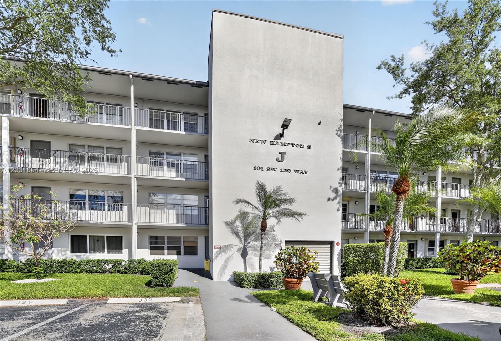 NEW HAMPTON AT CENTURY VI - Residential