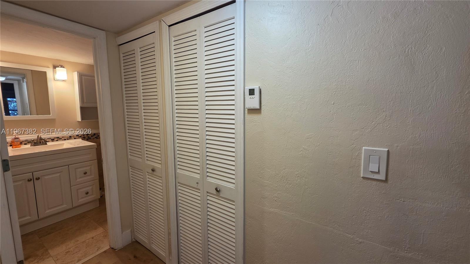LAKEWOOD VILLAS CONDO - Residential