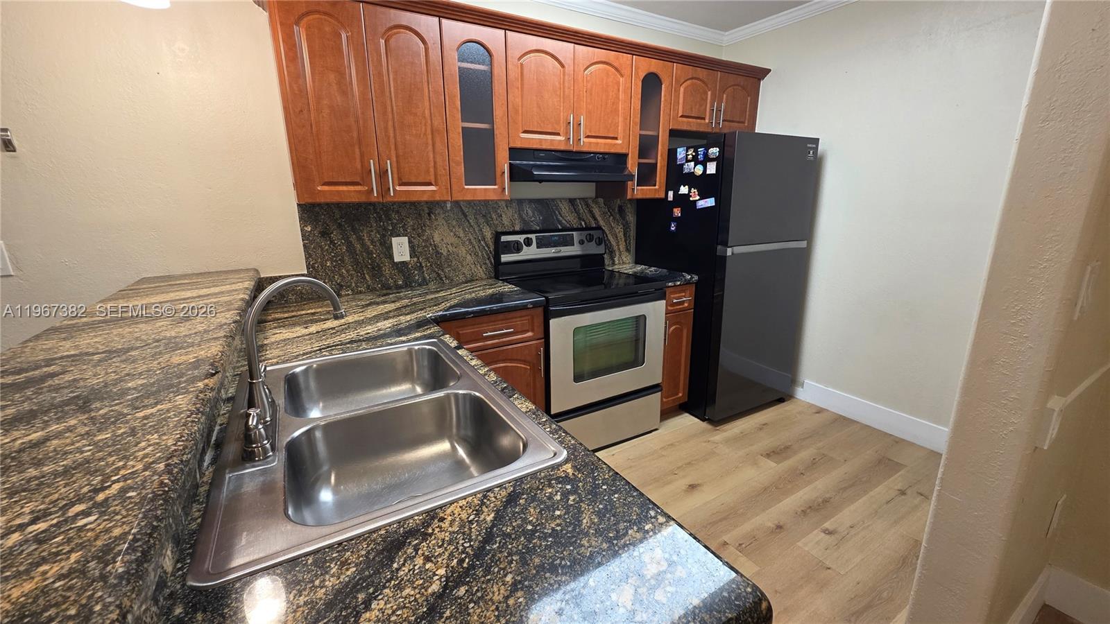 LAKEWOOD VILLAS CONDO - Residential