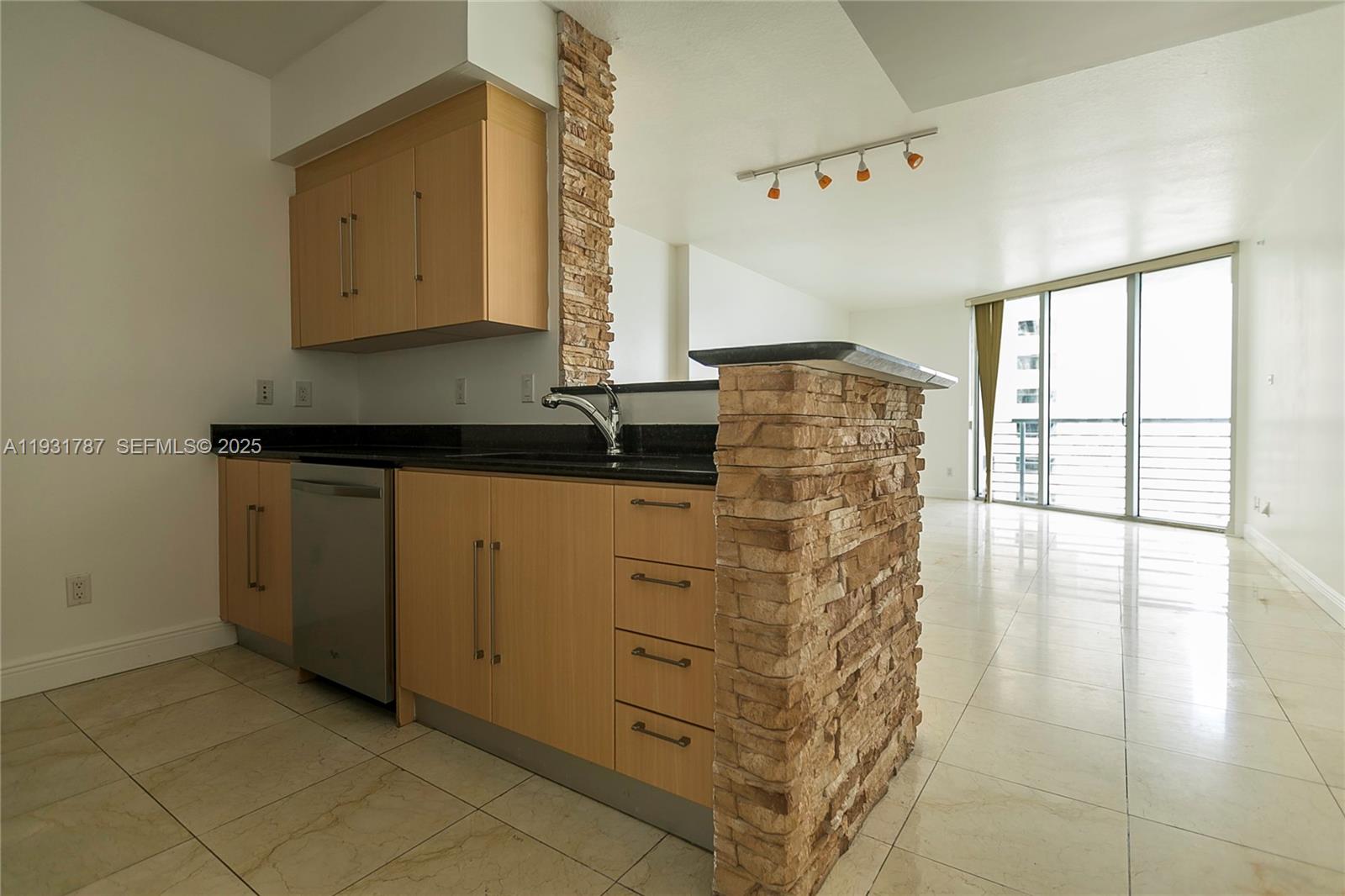 ONE MIAMI EAST CONDO - Residential