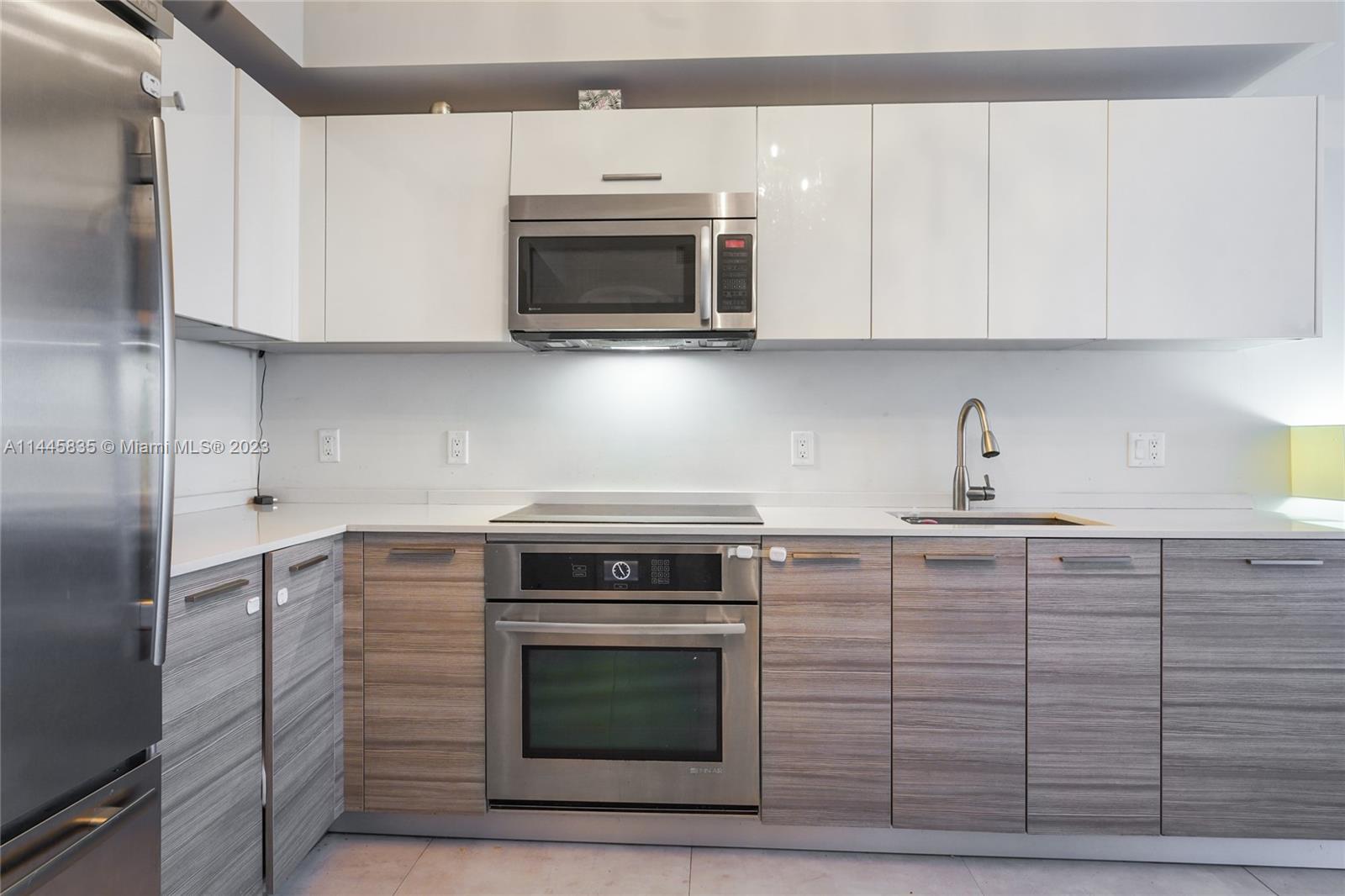 BRICKELLHOUSE CONDO - Residential