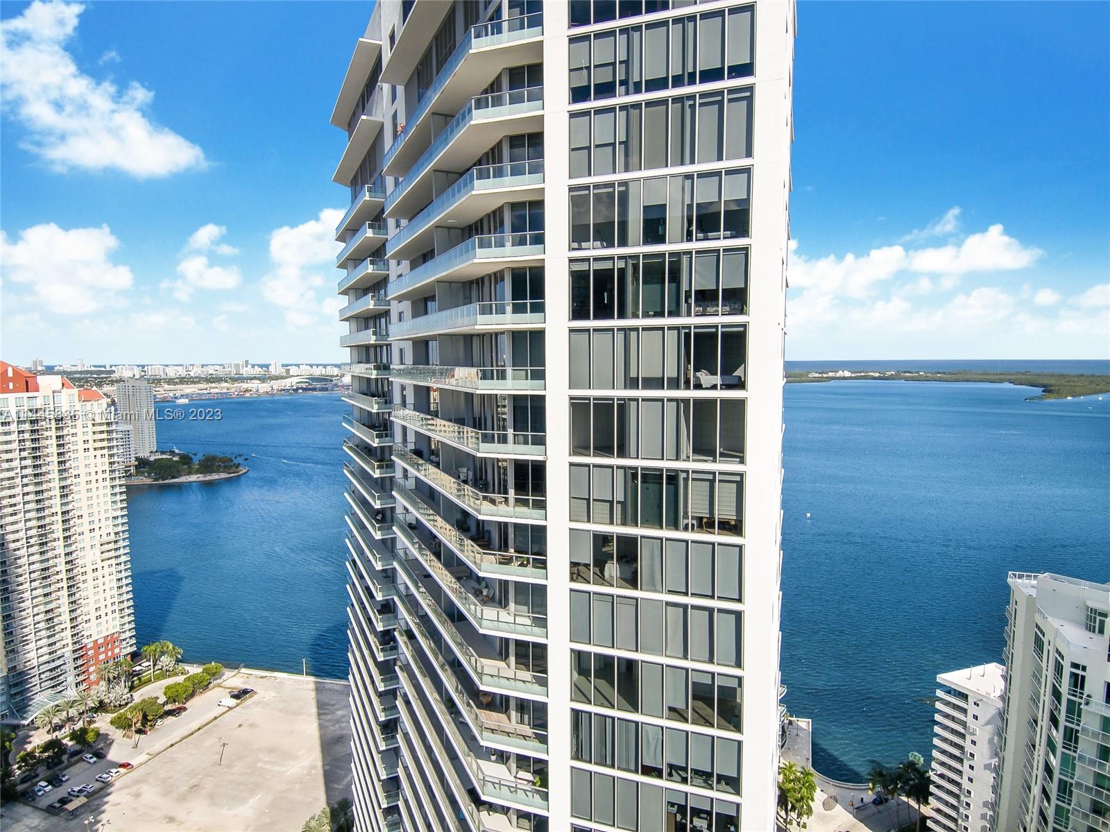 BRICKELLHOUSE CONDO - Residential