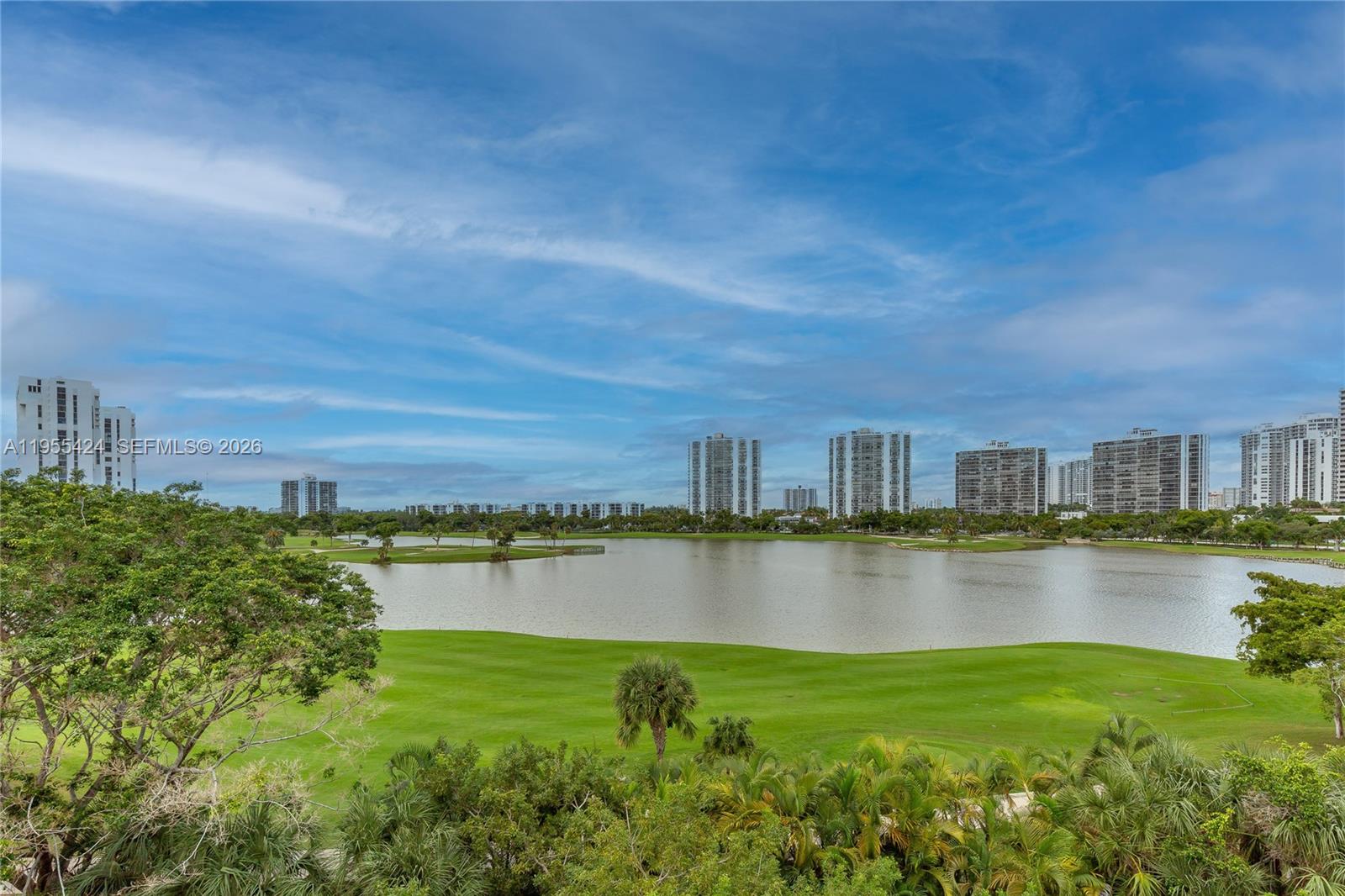 TURNBERRY VLG NO TOWER CO - Residential