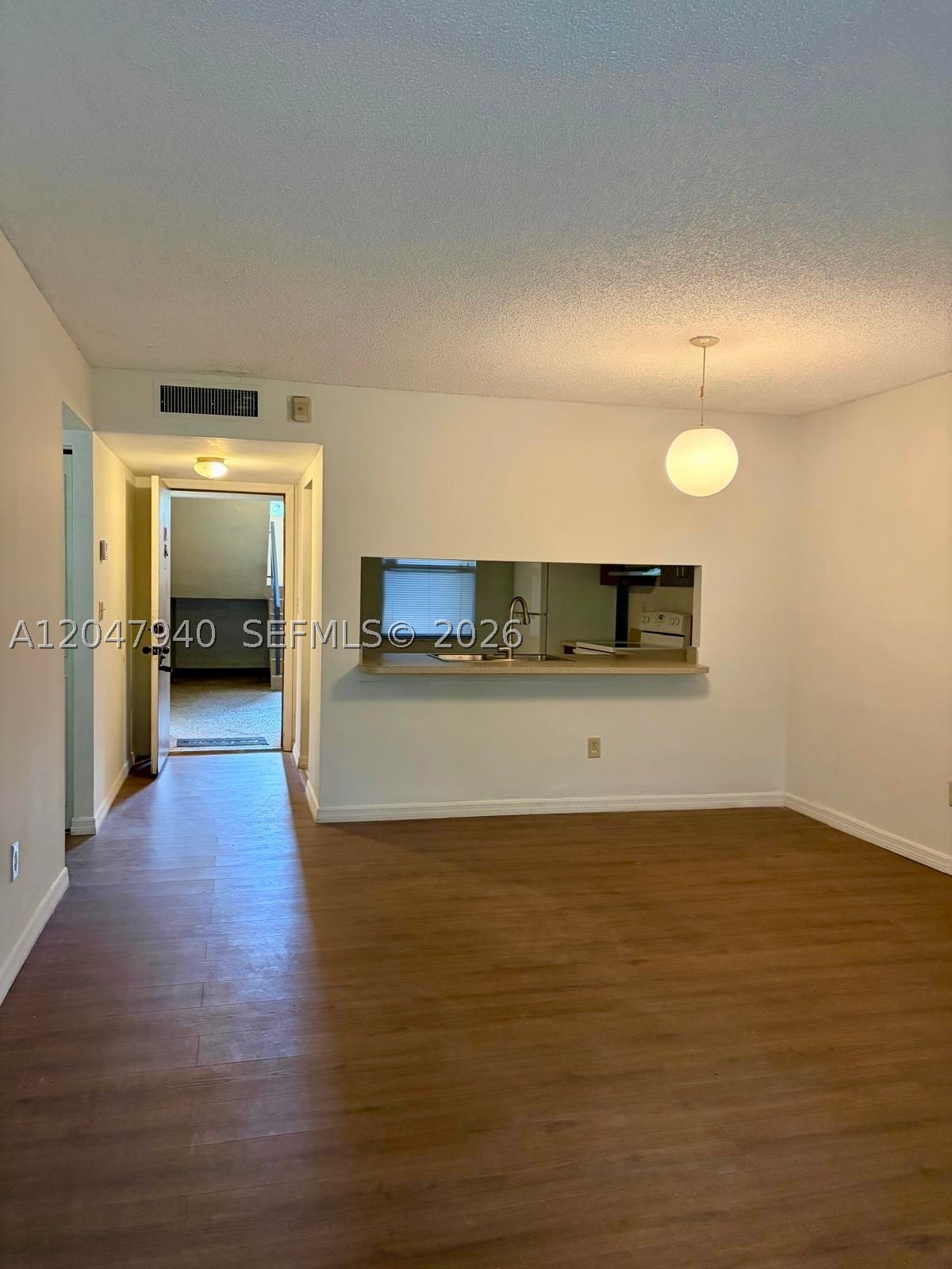 LAKES OF NEWPORT I CONDO - Residential Lease