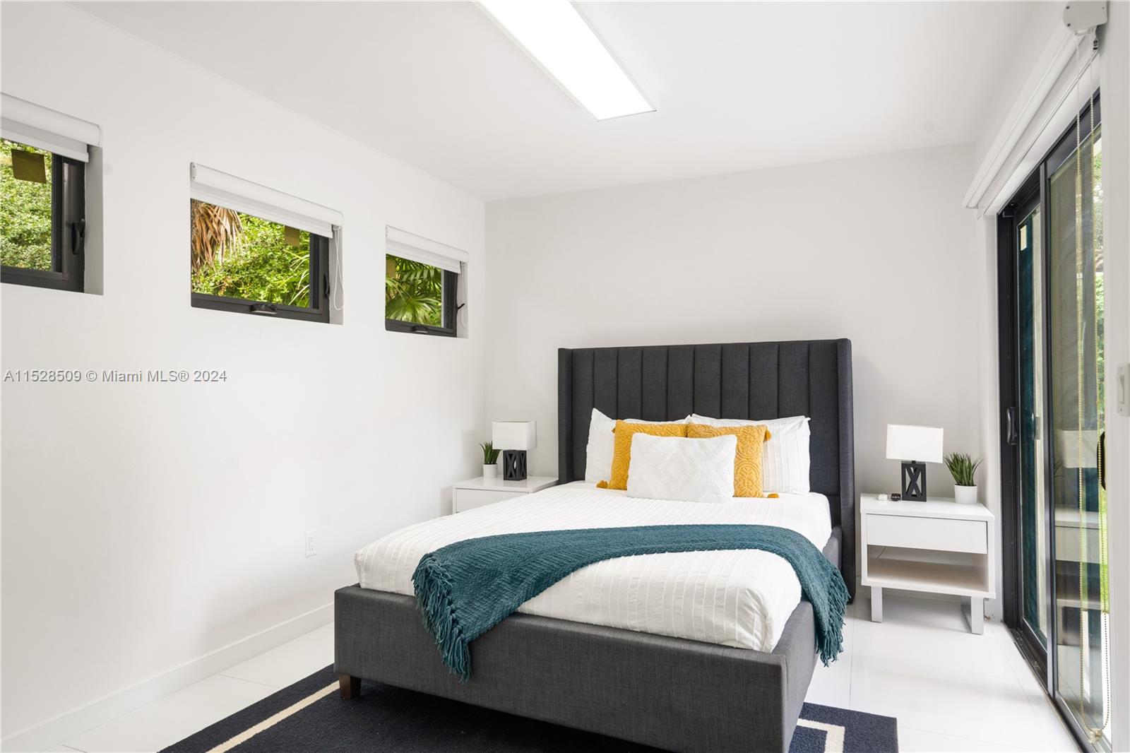 SHERWOOD FOREST - Residential Lease