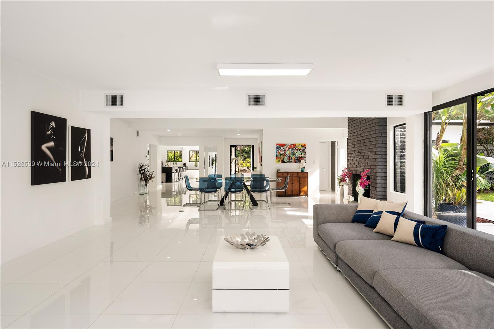 SHERWOOD FOREST - Residential Lease