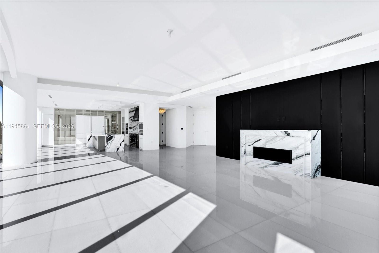 NORTH BISCAYNE BEACH AMEN - Residential