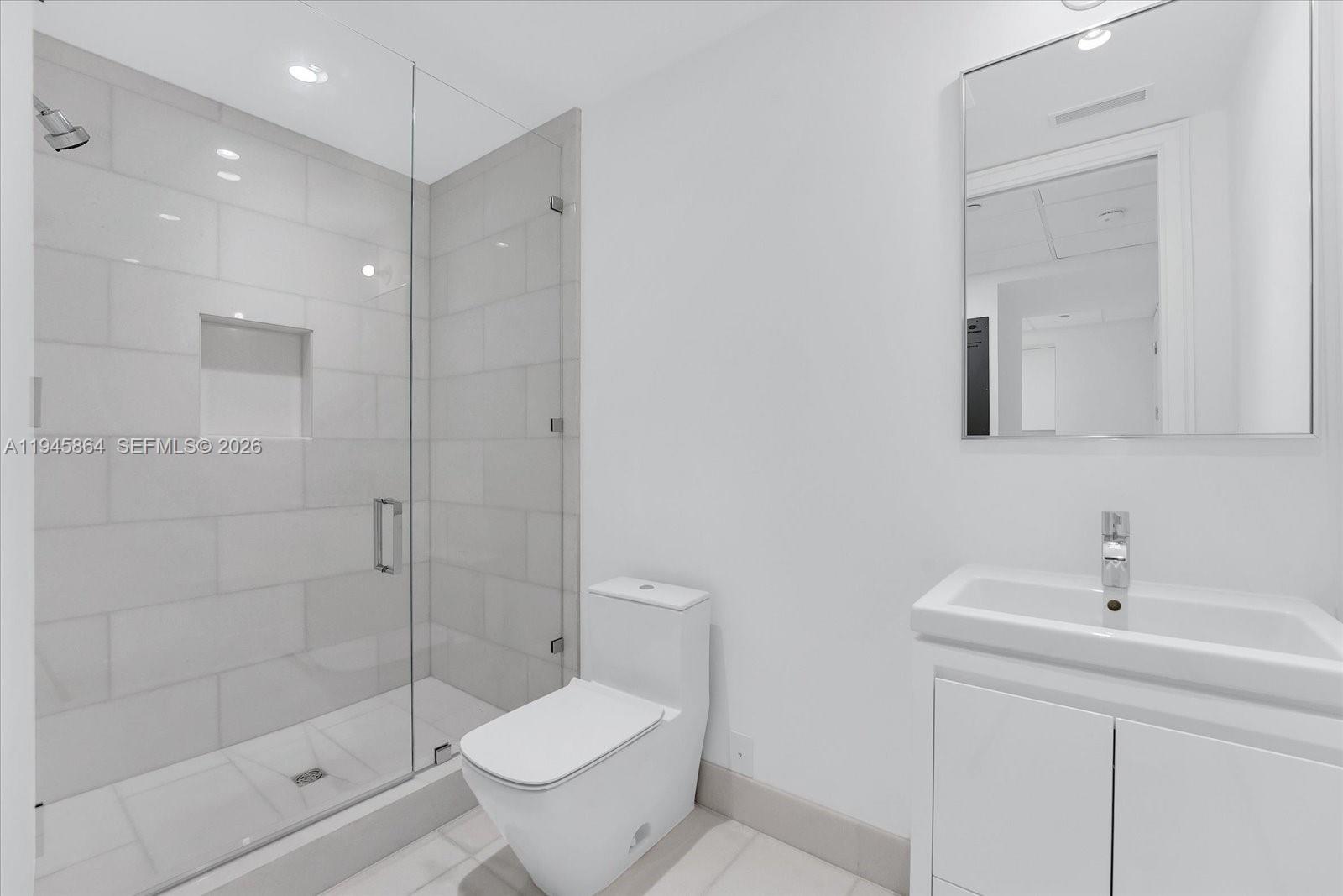 NORTH BISCAYNE BEACH AMEN - Residential