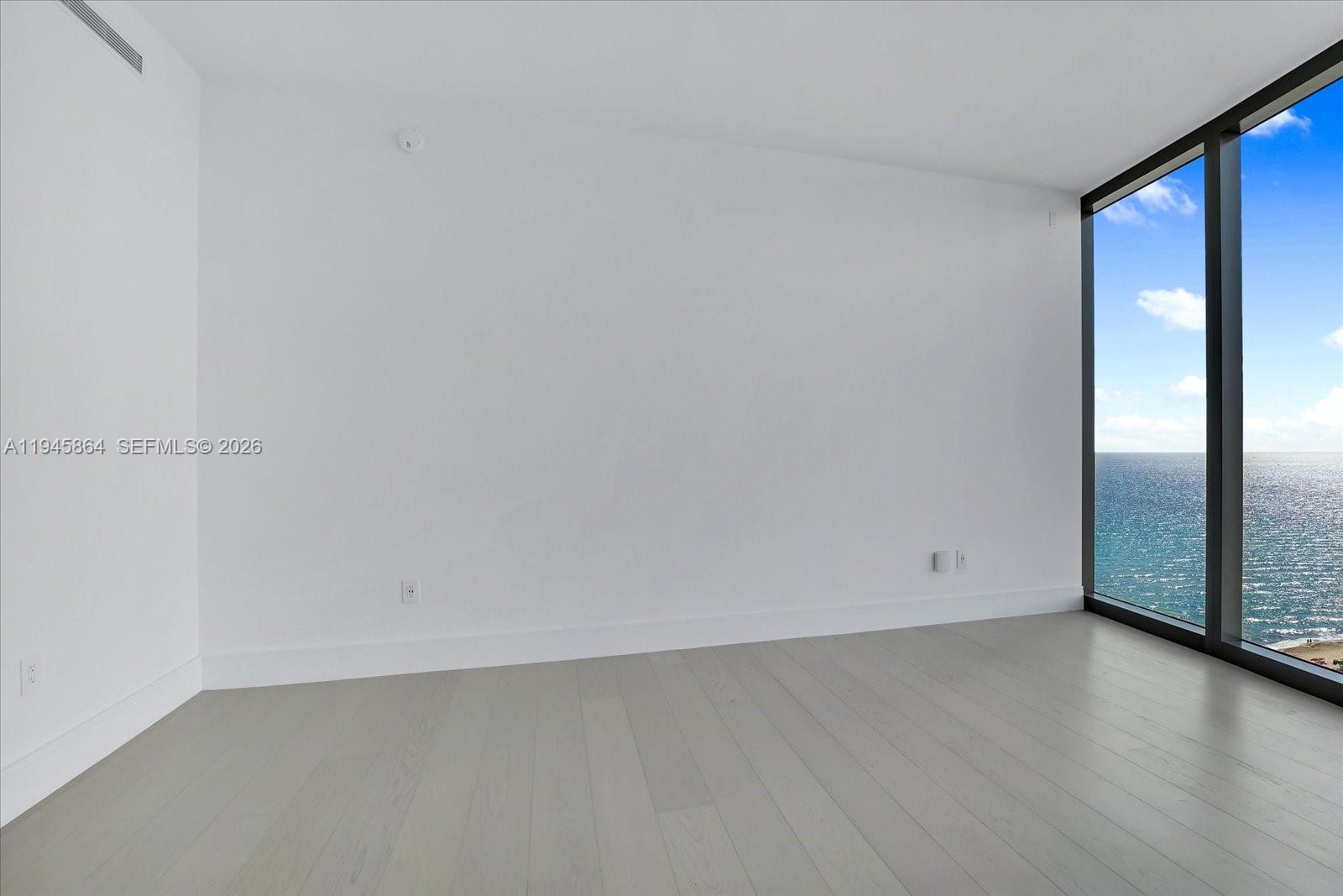NORTH BISCAYNE BEACH AMEN - Residential