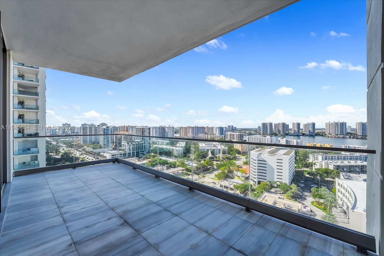 NORTH BISCAYNE BEACH AMEN - Residential