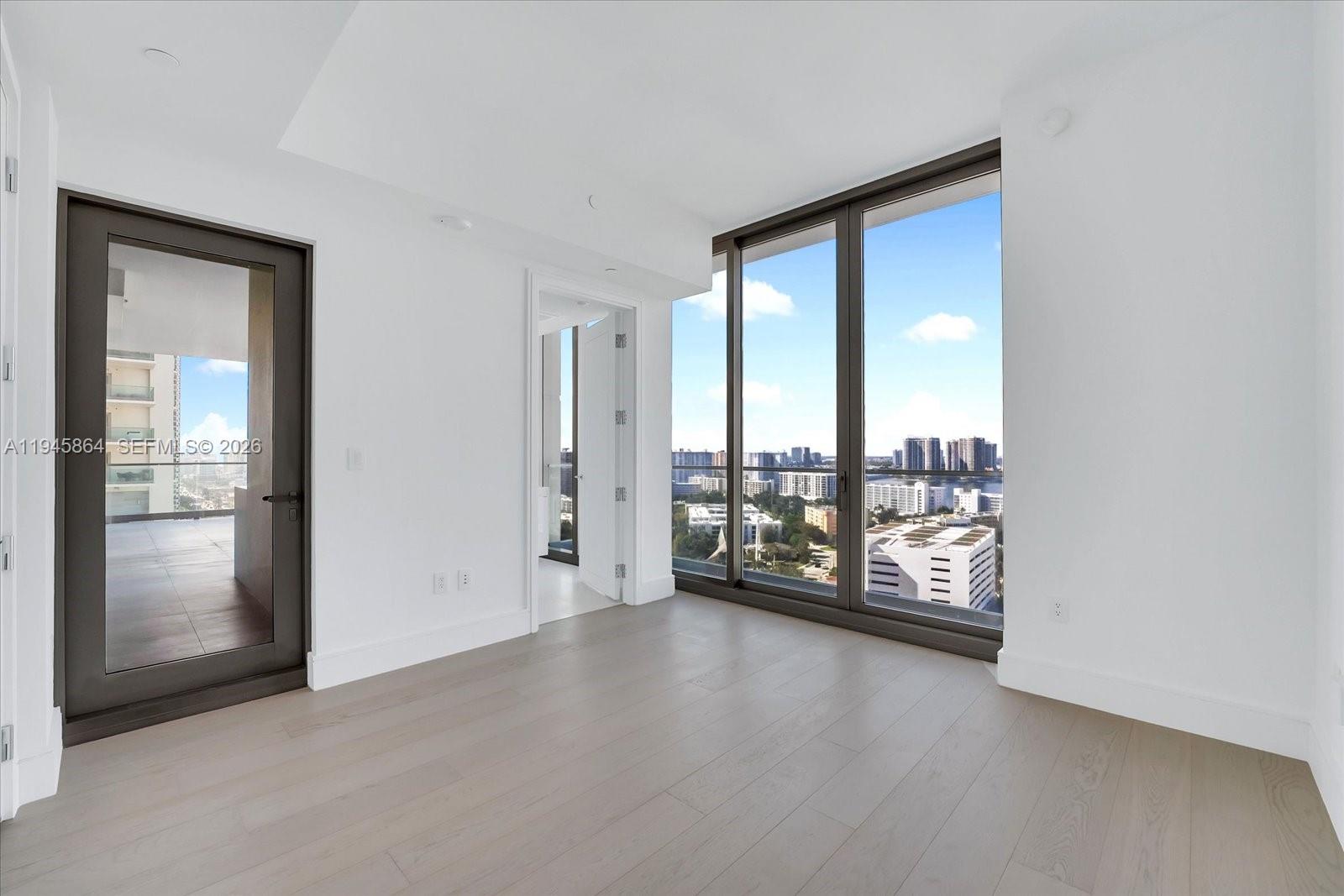 NORTH BISCAYNE BEACH AMEN - Residential