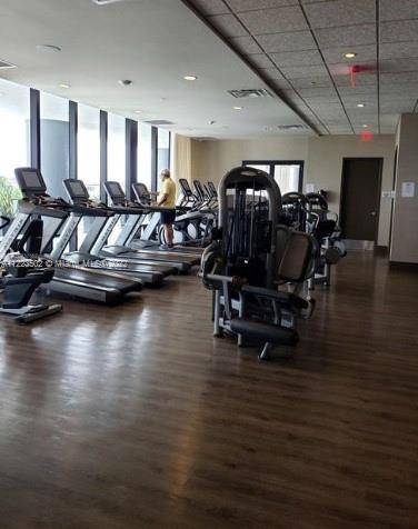 5252 PASEO CONDO - Residential Lease