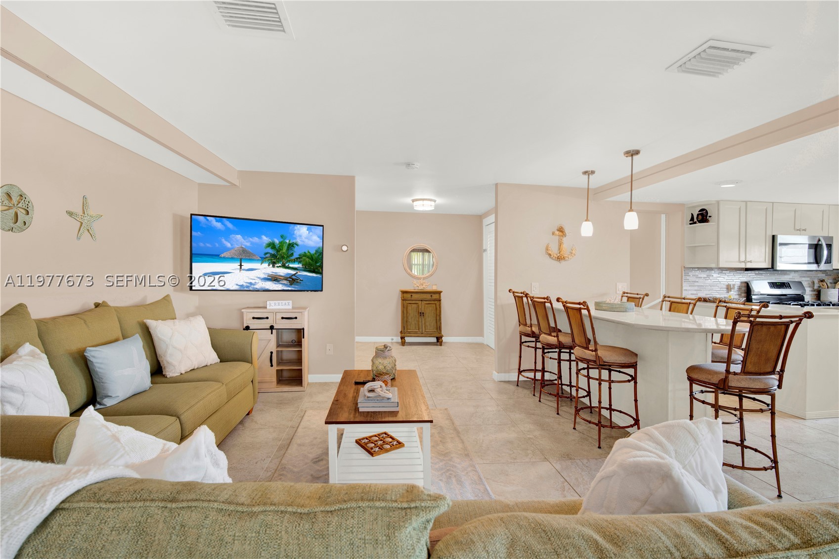 HARBOR ISLE - Residential