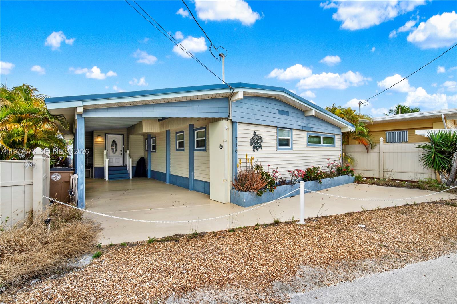 HARBOR ISLE - Residential
