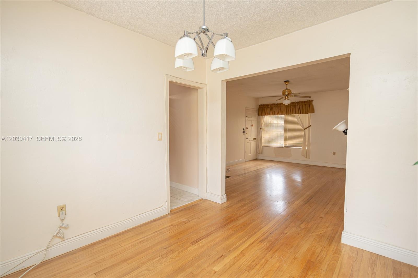 SWEET-EL CONDO - Residential Lease