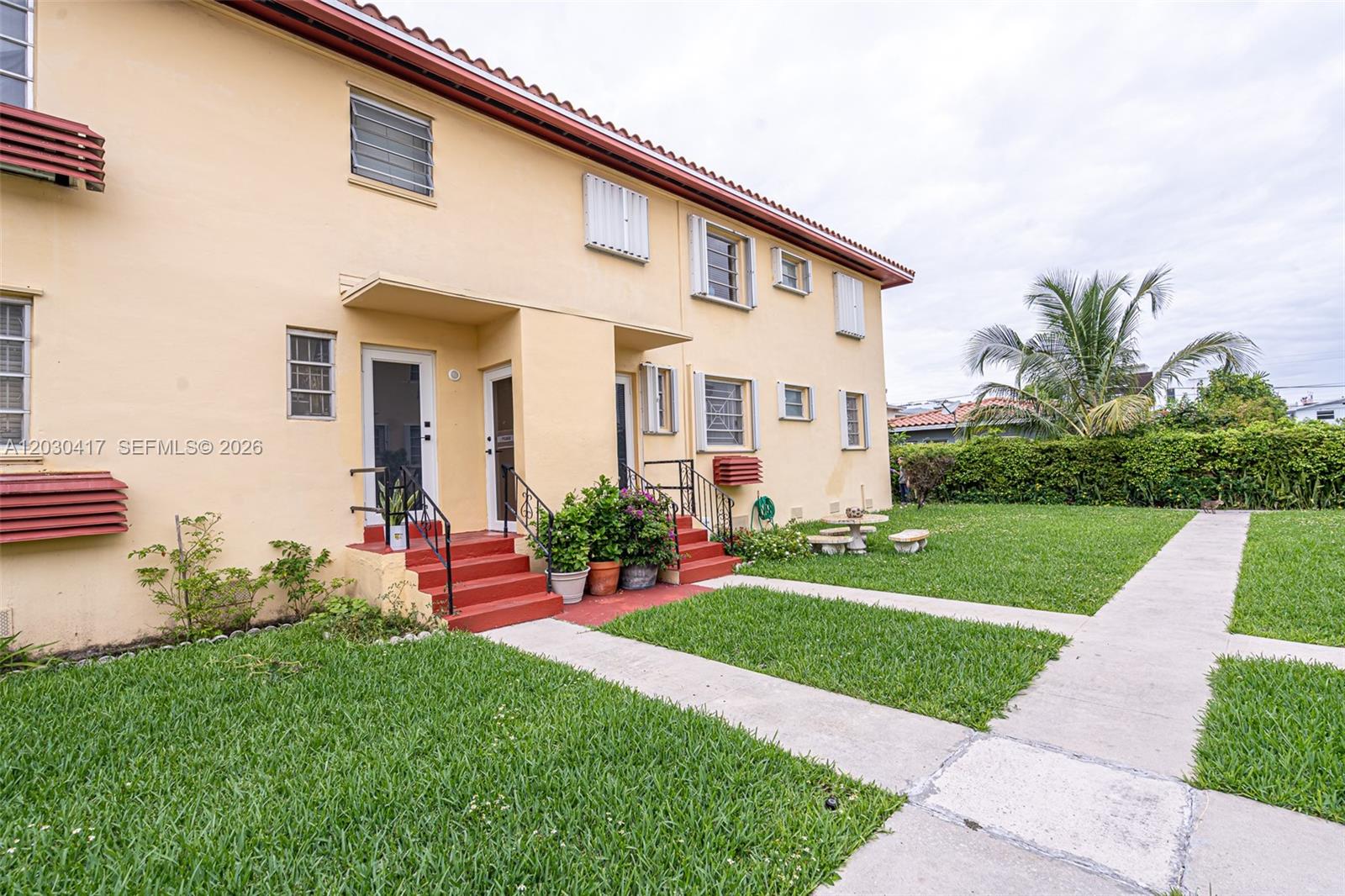 SWEET-EL CONDO - Residential Lease